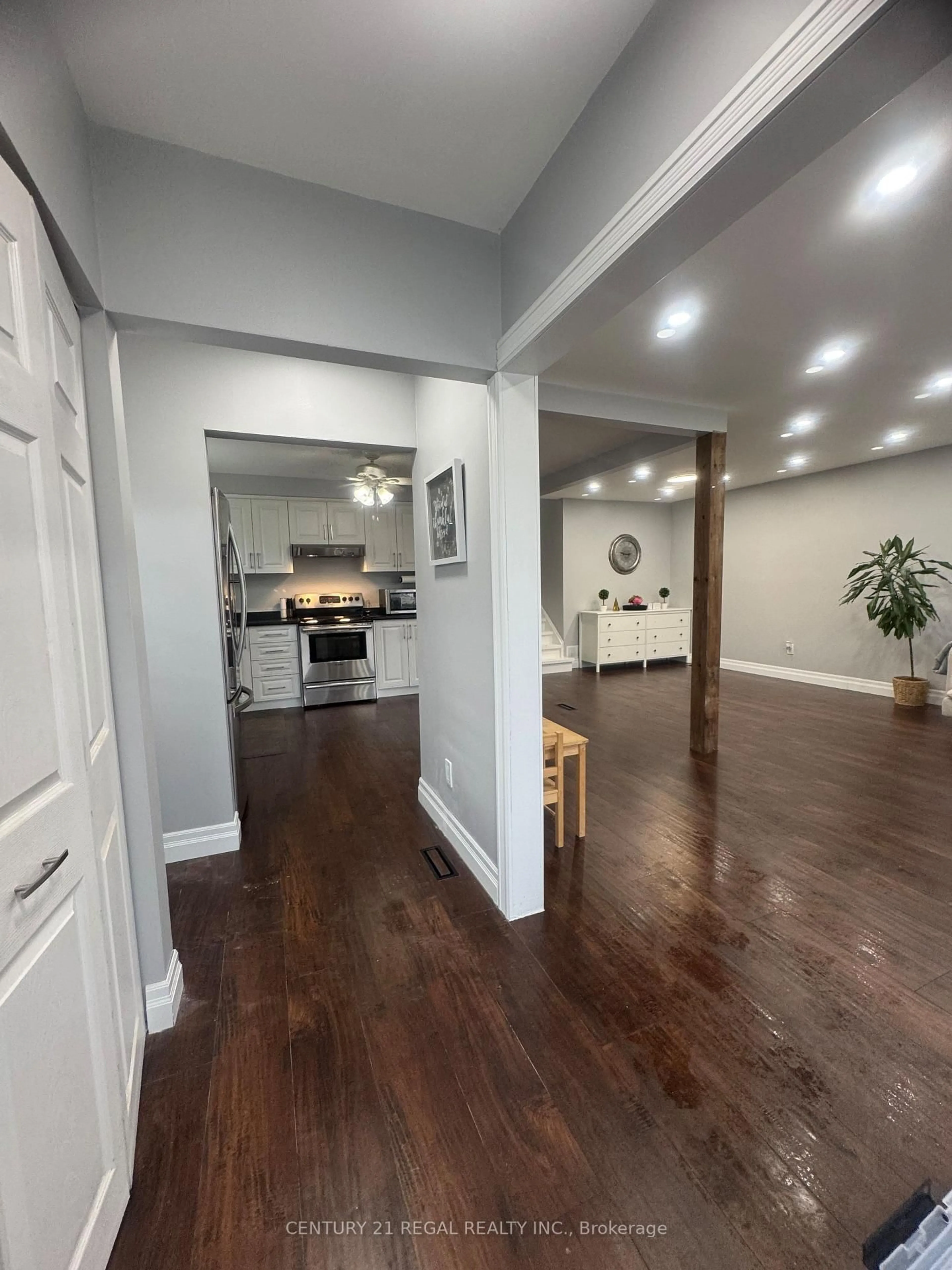 Unknown for 109 Brentwood Dr, Brampton Ontario L6T 1R1