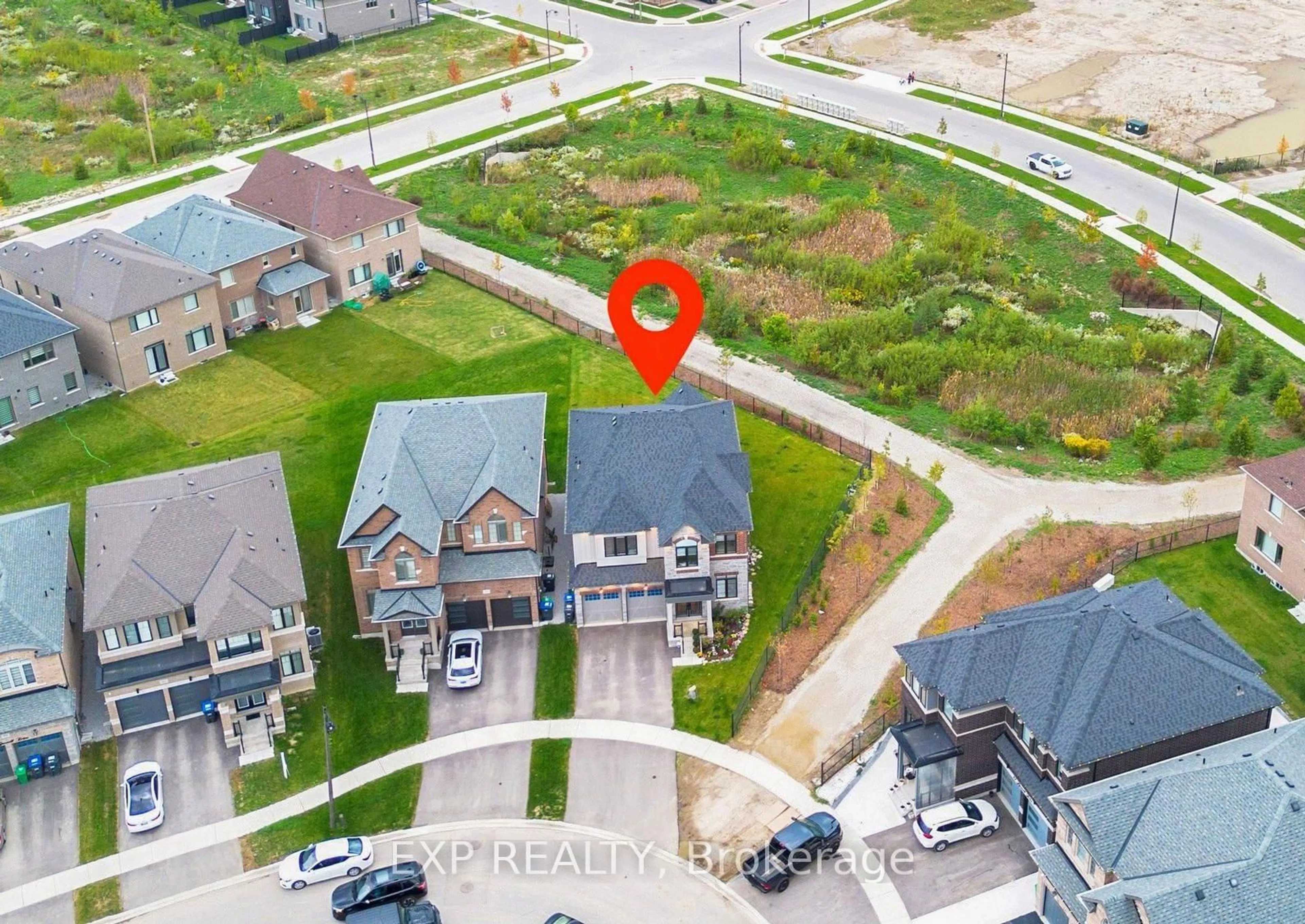 A pic from outside/outdoor area/front of a property/back of a property/a pic from drone, street for 59 Lipscott Dr, Caledon Ontario L7C 4K1