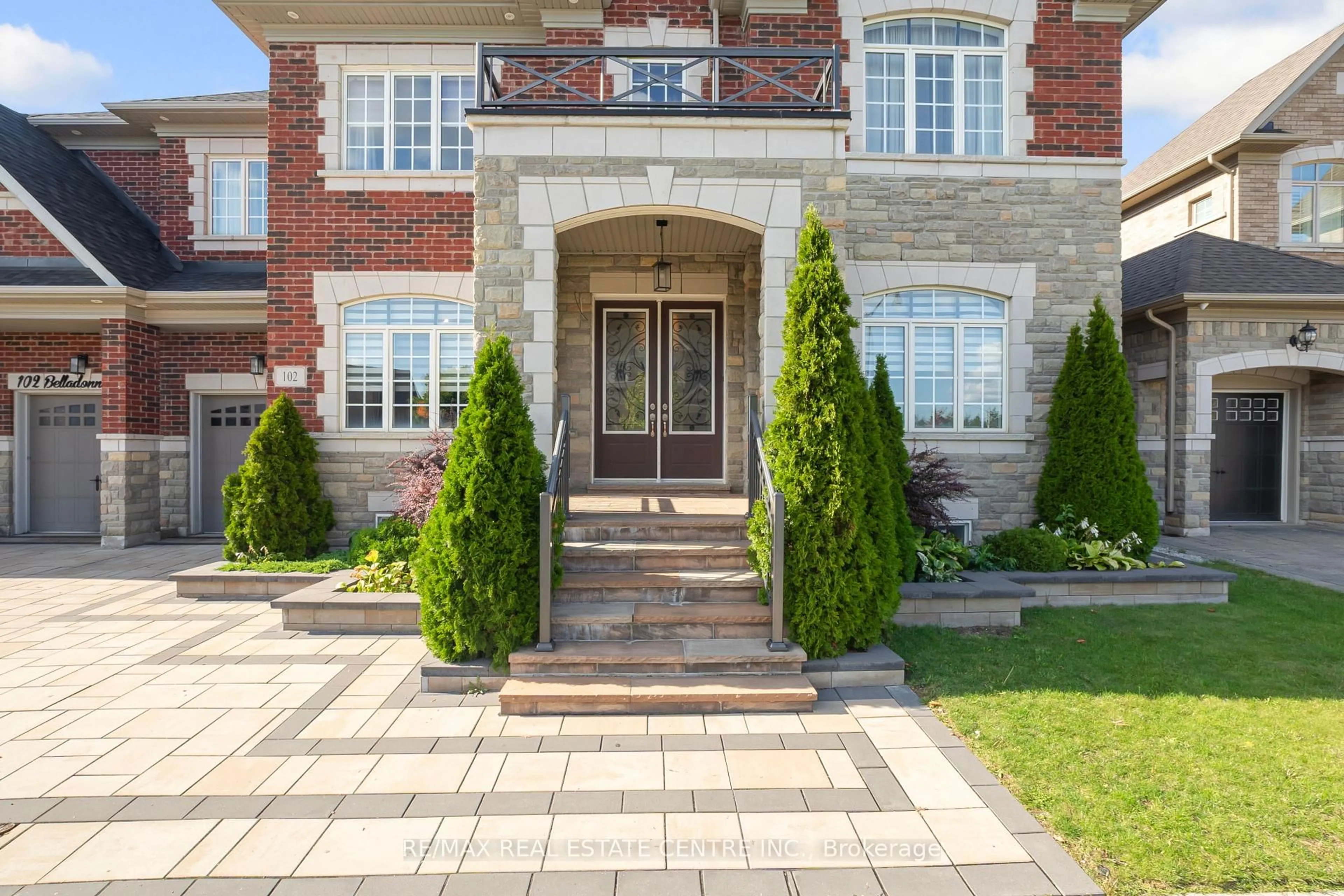 Home with brick exterior material, street for 102 Belladonna Circ, Brampton Ontario L6P 4B6