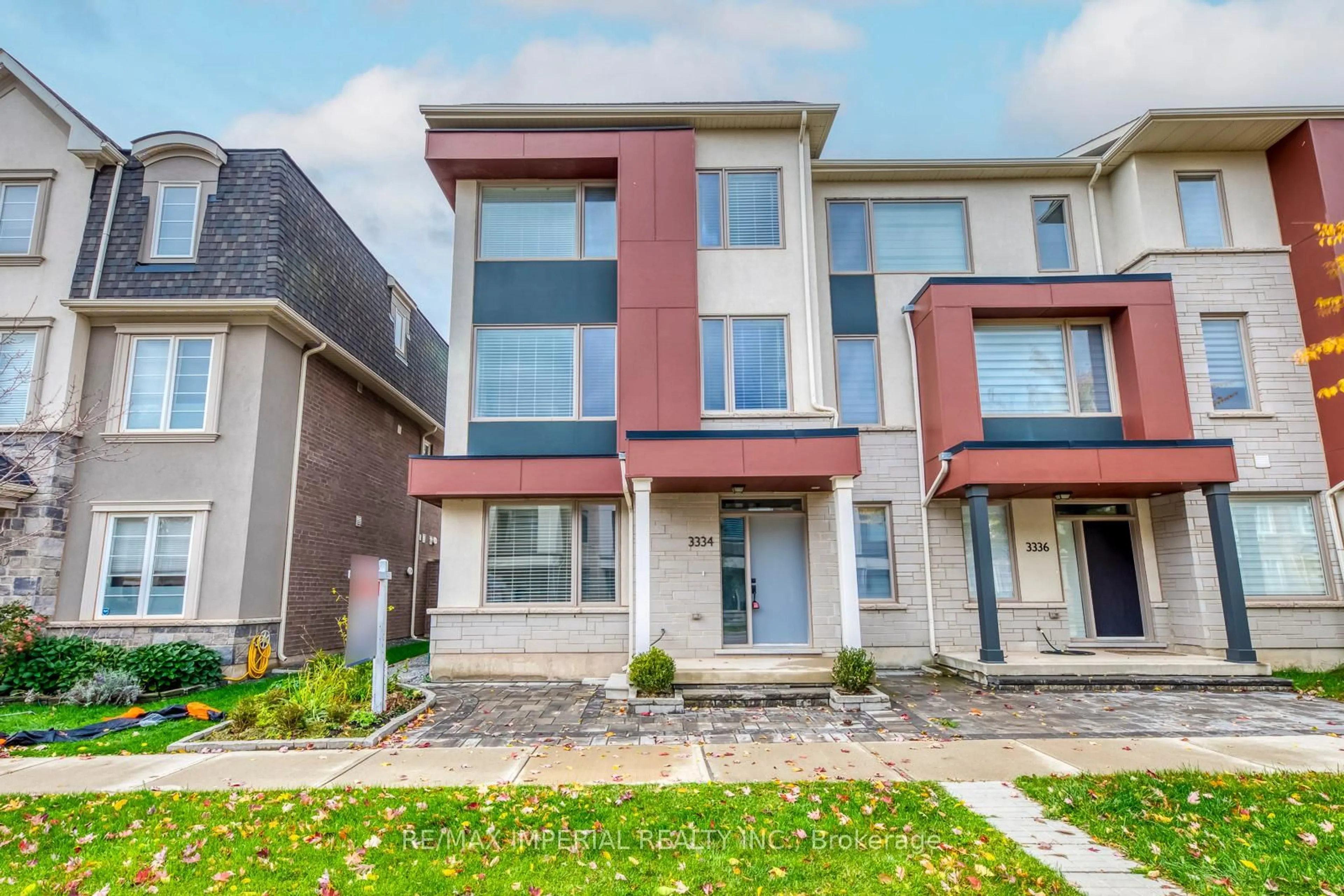 Home with brick exterior material, street for 3334 Carding Mill Tr, Oakville Ontario L6M 1R7