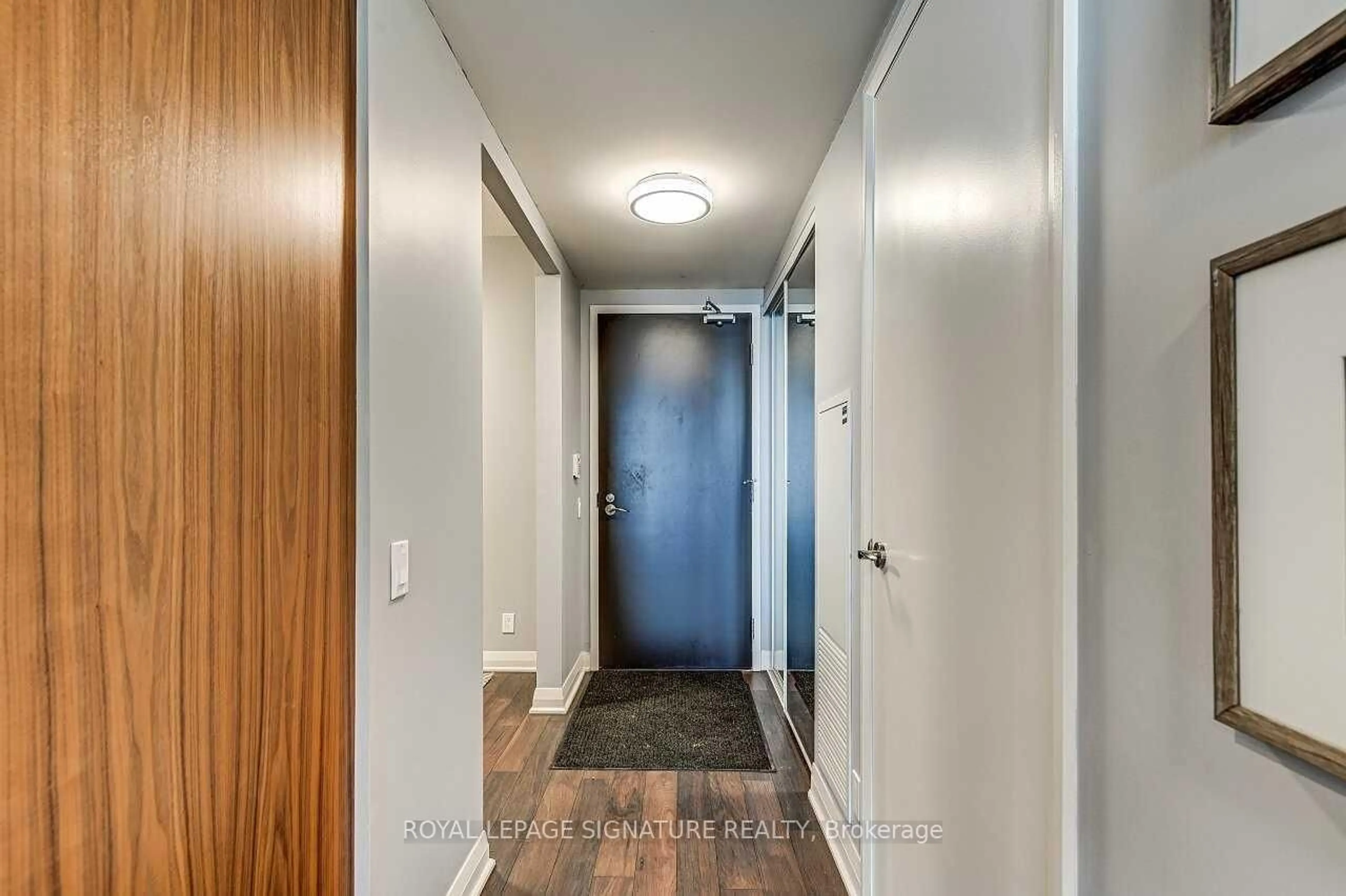 Unknown for 5 Valhalla Inn Rd #2405, Toronto Ontario M9B 0B1