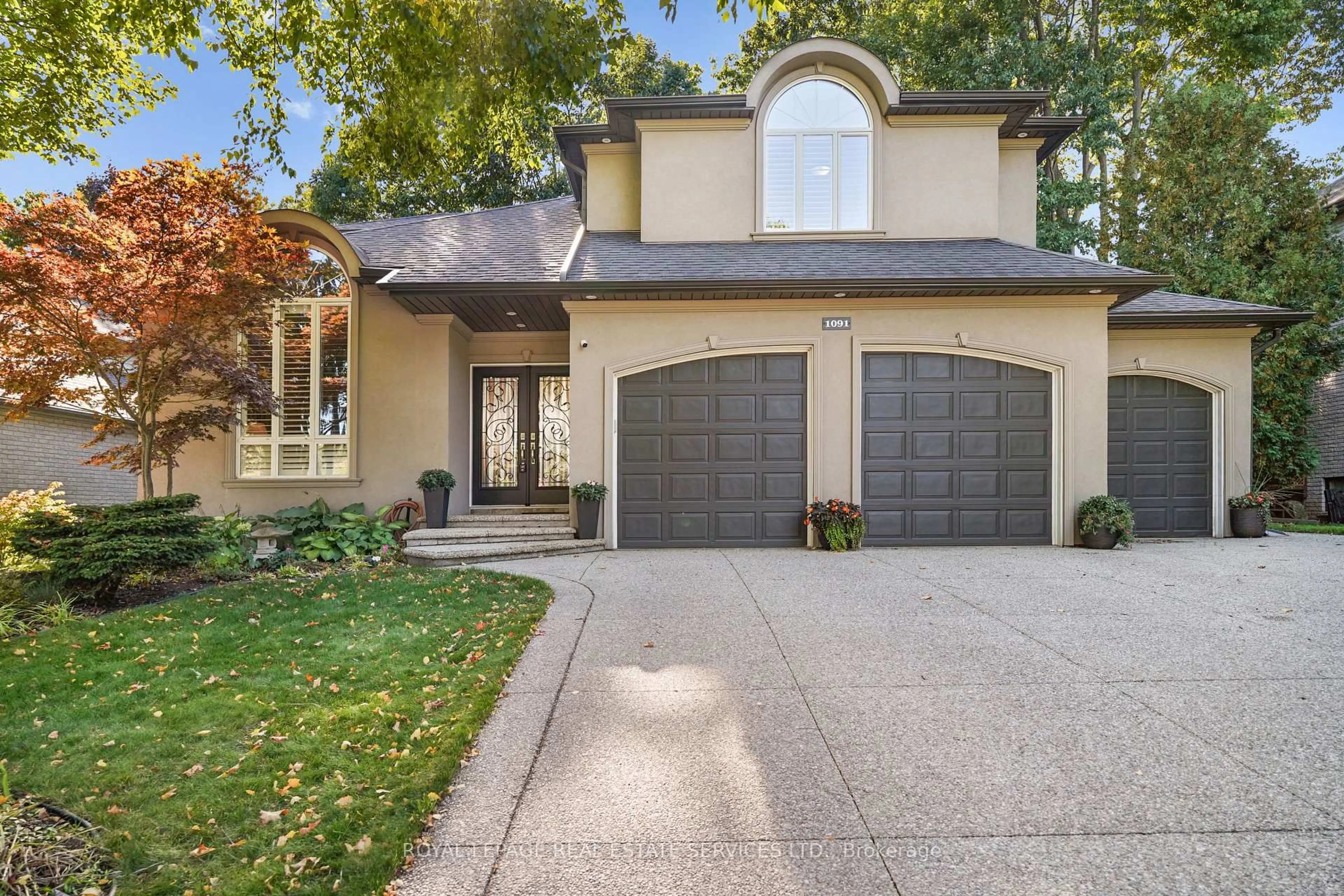 Home with brick exterior material, street for 1091 Forestvale Dr, Burlington Ontario L7P 4W4