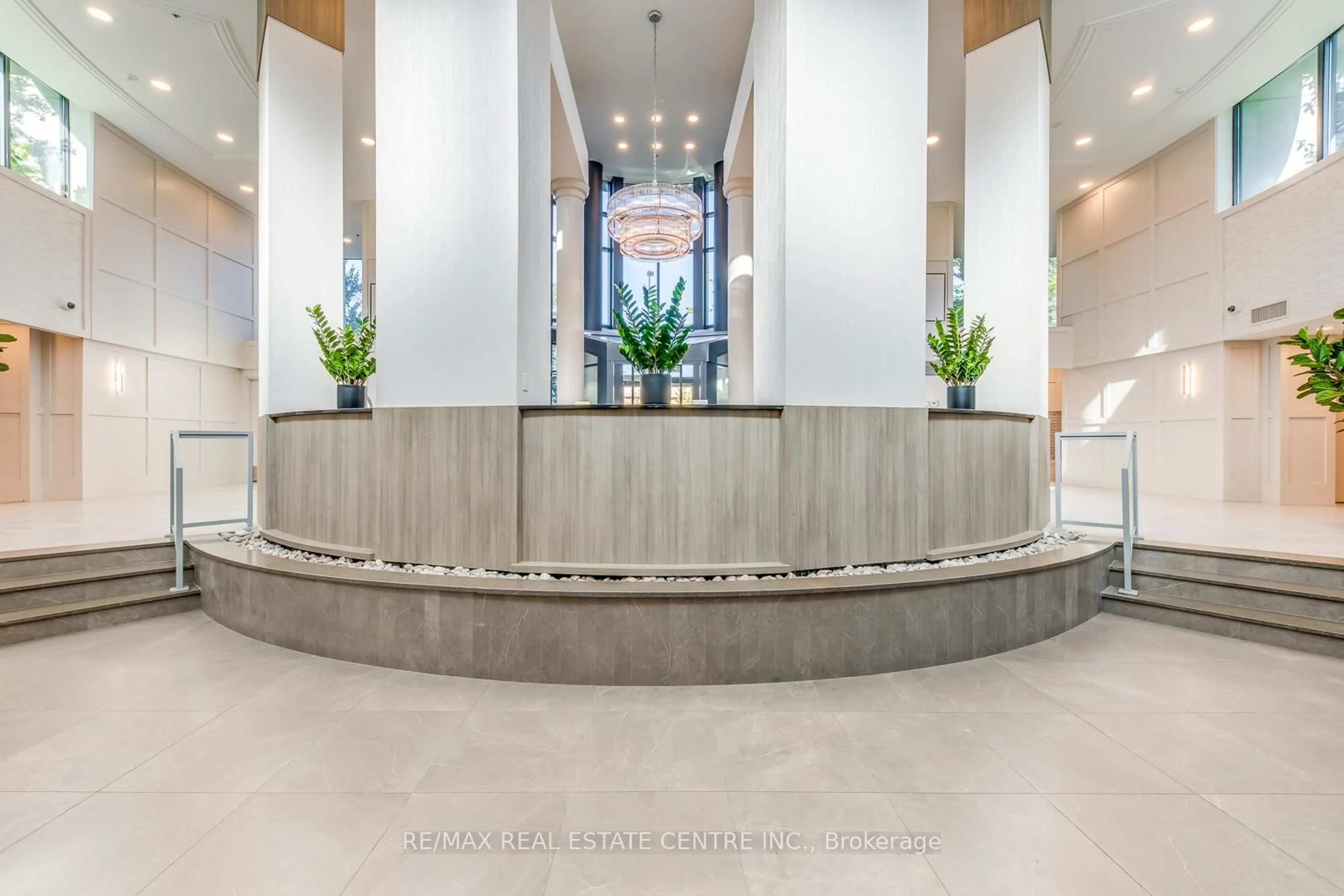 Lobby for 2087 Lake Shore Blvd #401, Toronto Ontario M8V 4G3