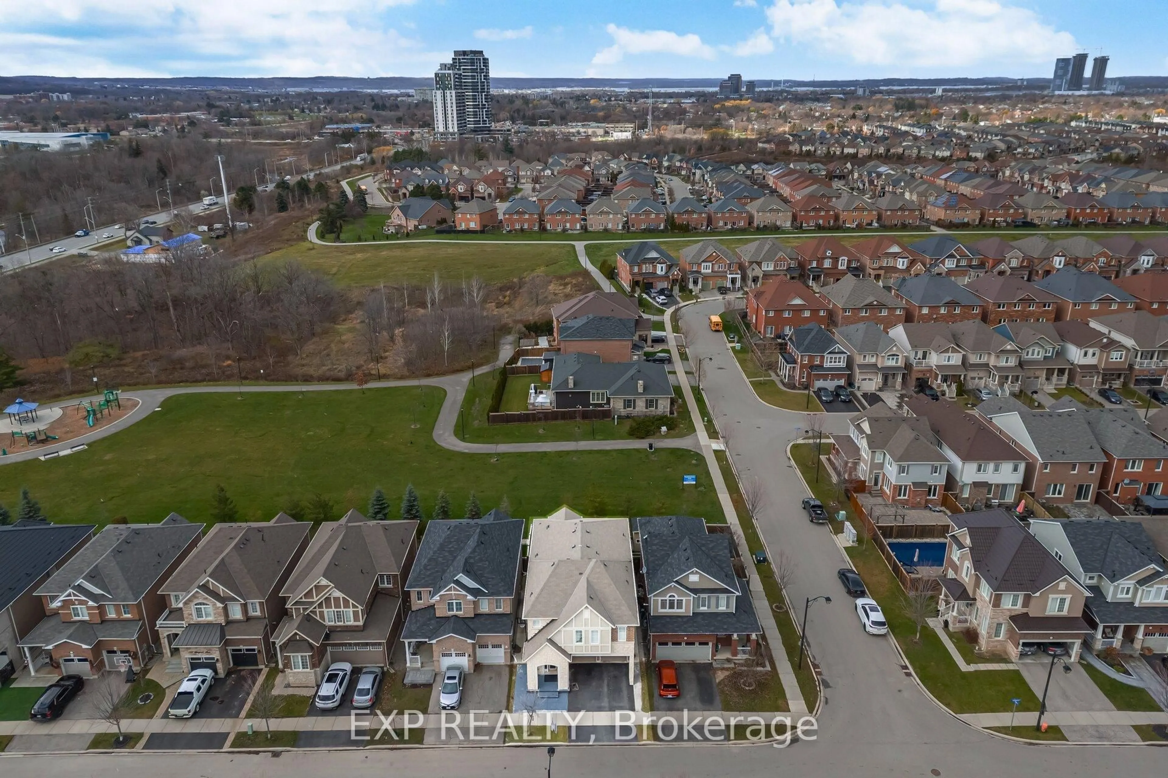 A pic from outside/outdoor area/front of a property/back of a property/a pic from drone, city buildings view from balcony for 573 Langholm St, Milton Ontario L9T 9A2