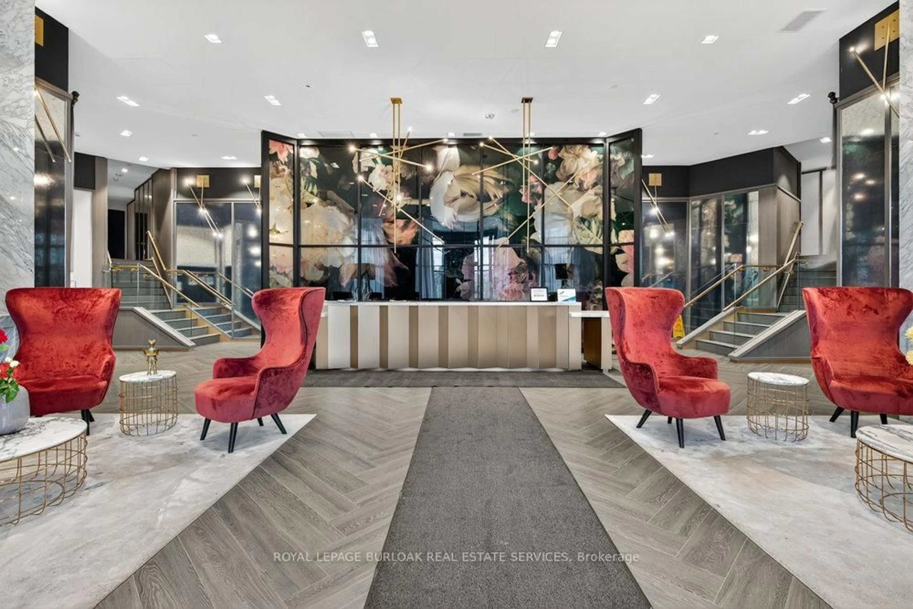 Lobby for 405 Dundas St #418, Oakville Ontario L6M 4M2