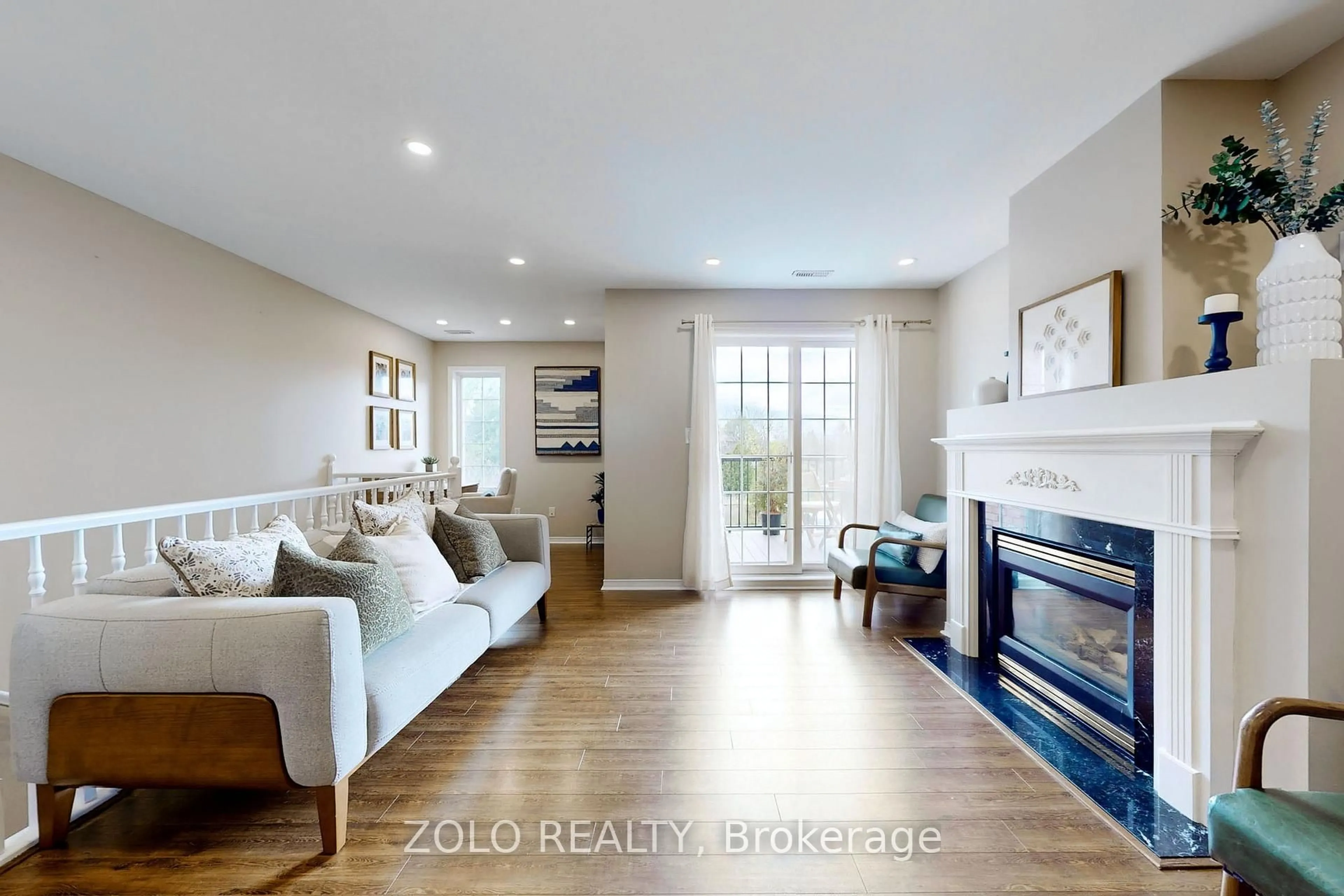 Living room with furniture, wood/laminate floor for 2333 Walker's Line #2, Burlington Ontario L7M 4T1