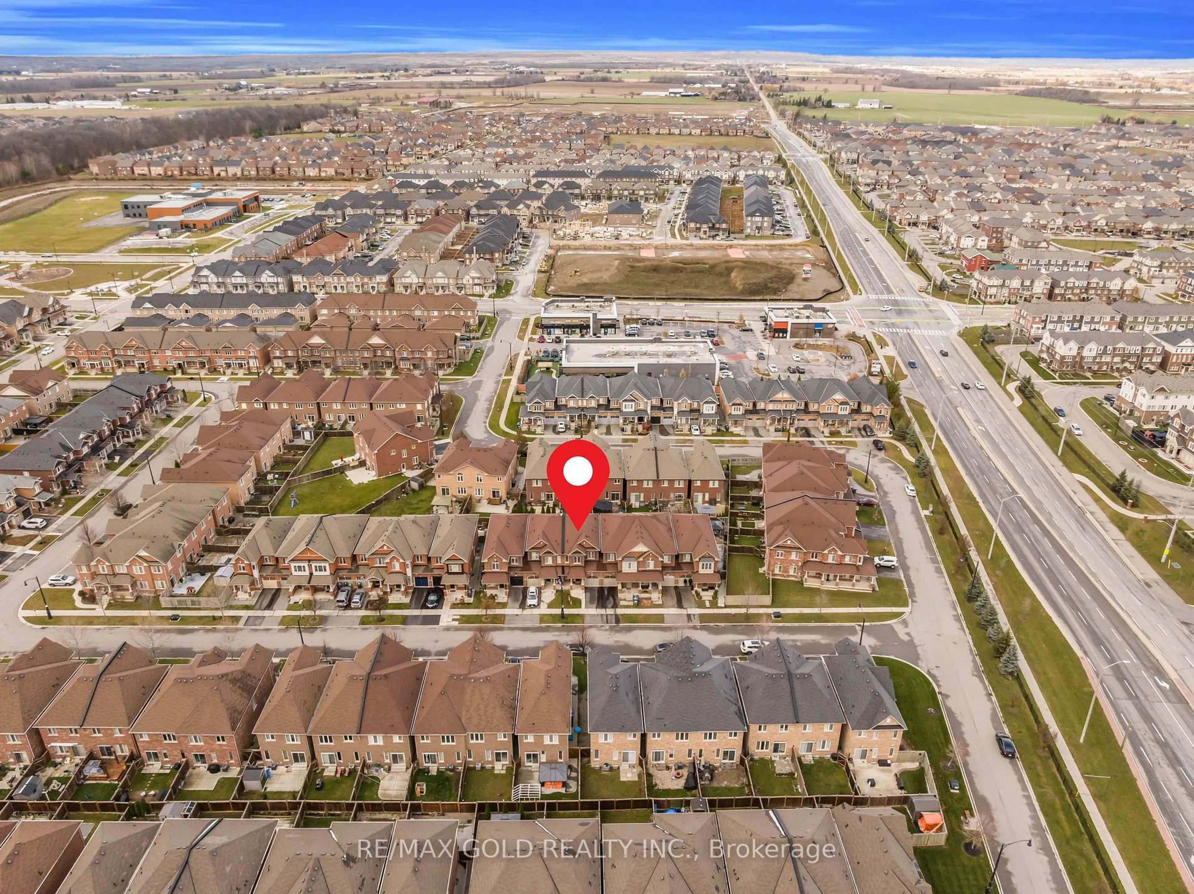A pic from outside/outdoor area/front of a property/back of a property/a pic from drone, street for 20 Pritchard Rd, Brampton Ontario L7A 0Z7