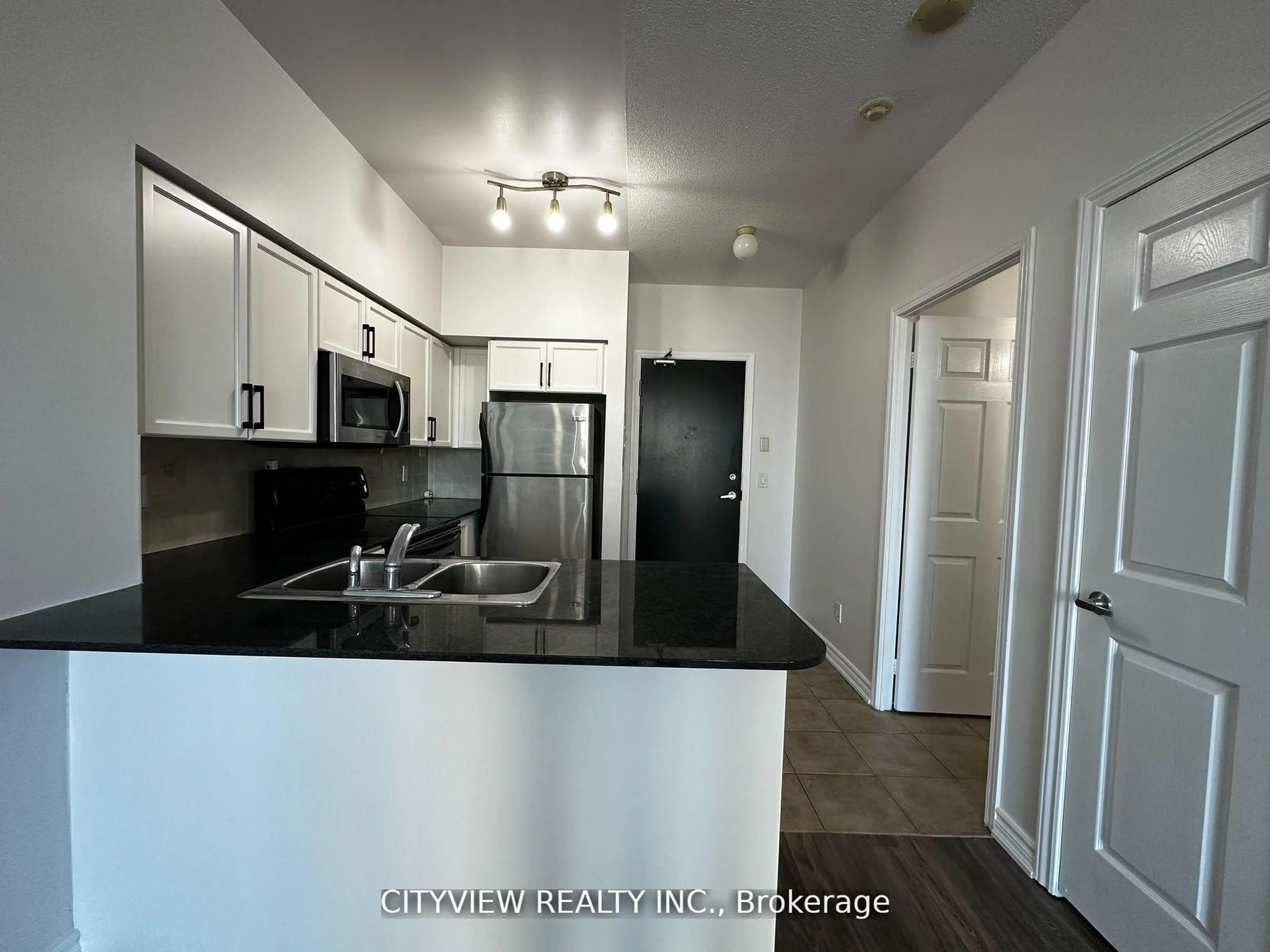 Standard kitchen, unknown for 388 Prince Of Wales Dr #1805, Mississauga Ontario L5B 0A1