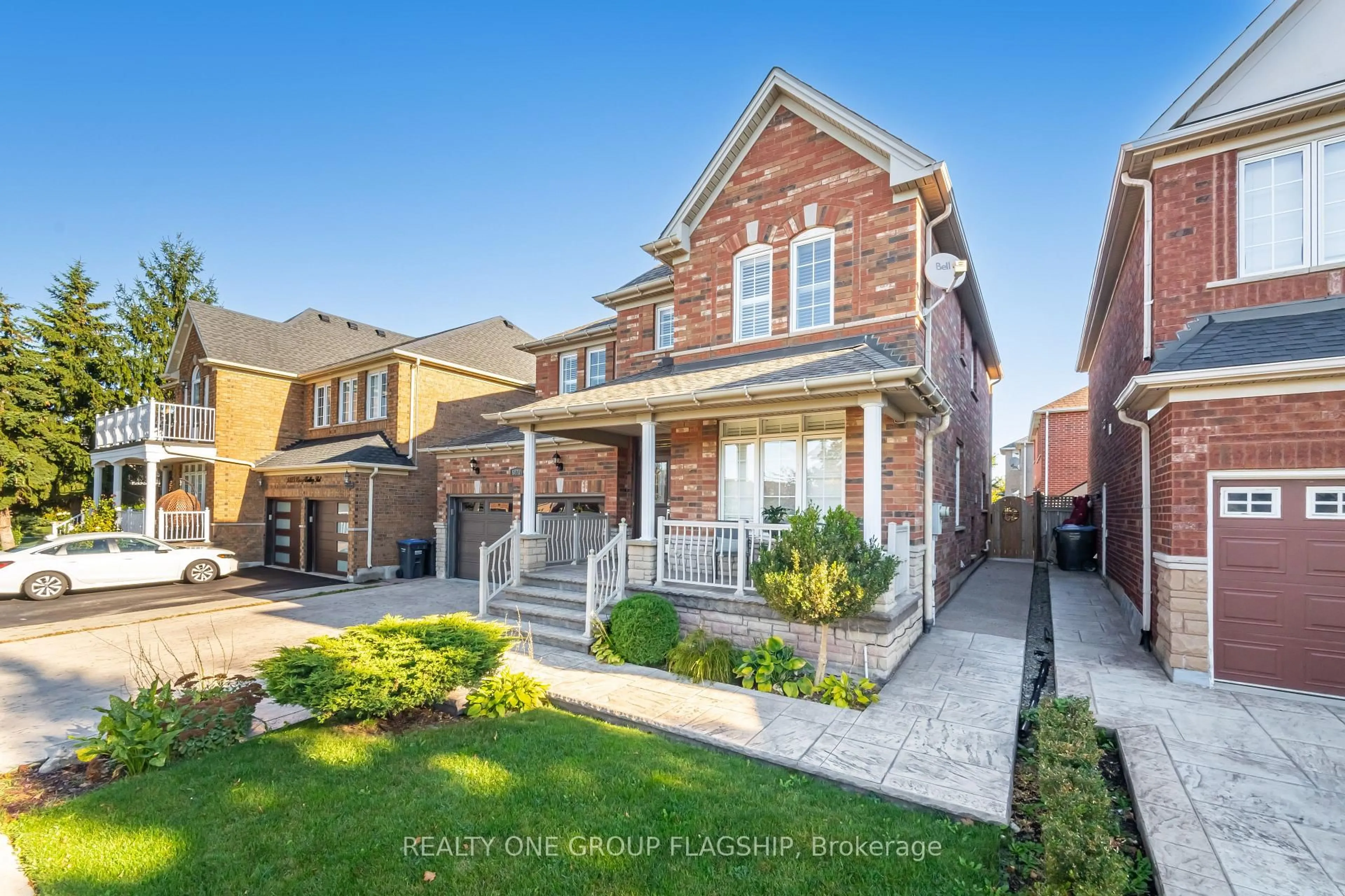 Home with brick exterior material, street for 5871 Long Valley Rd, Mississauga Ontario L5M 6J5