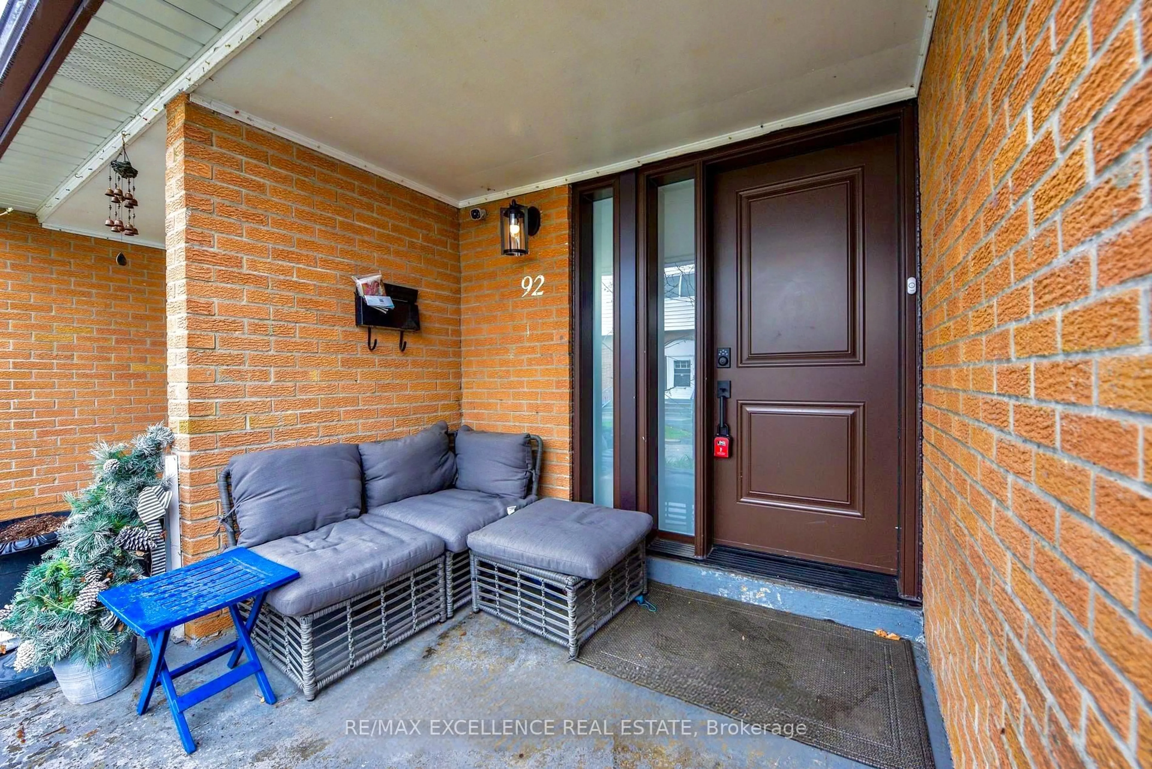Patio, street for 7500 Goreway Dr #92, Mississauga Ontario L4T 3C7