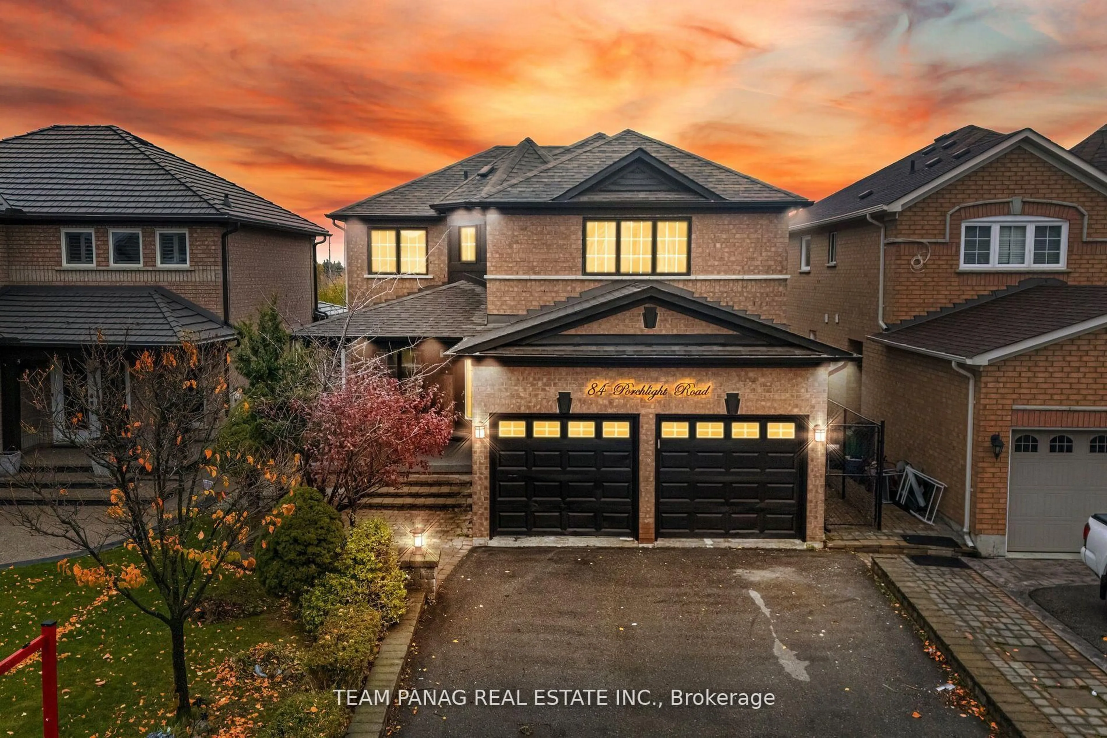 A pic from outside/outdoor area/front of a property/back of a property/a pic from drone, street for 84 Porchlight Rd, Brampton Ontario L6X 4R9