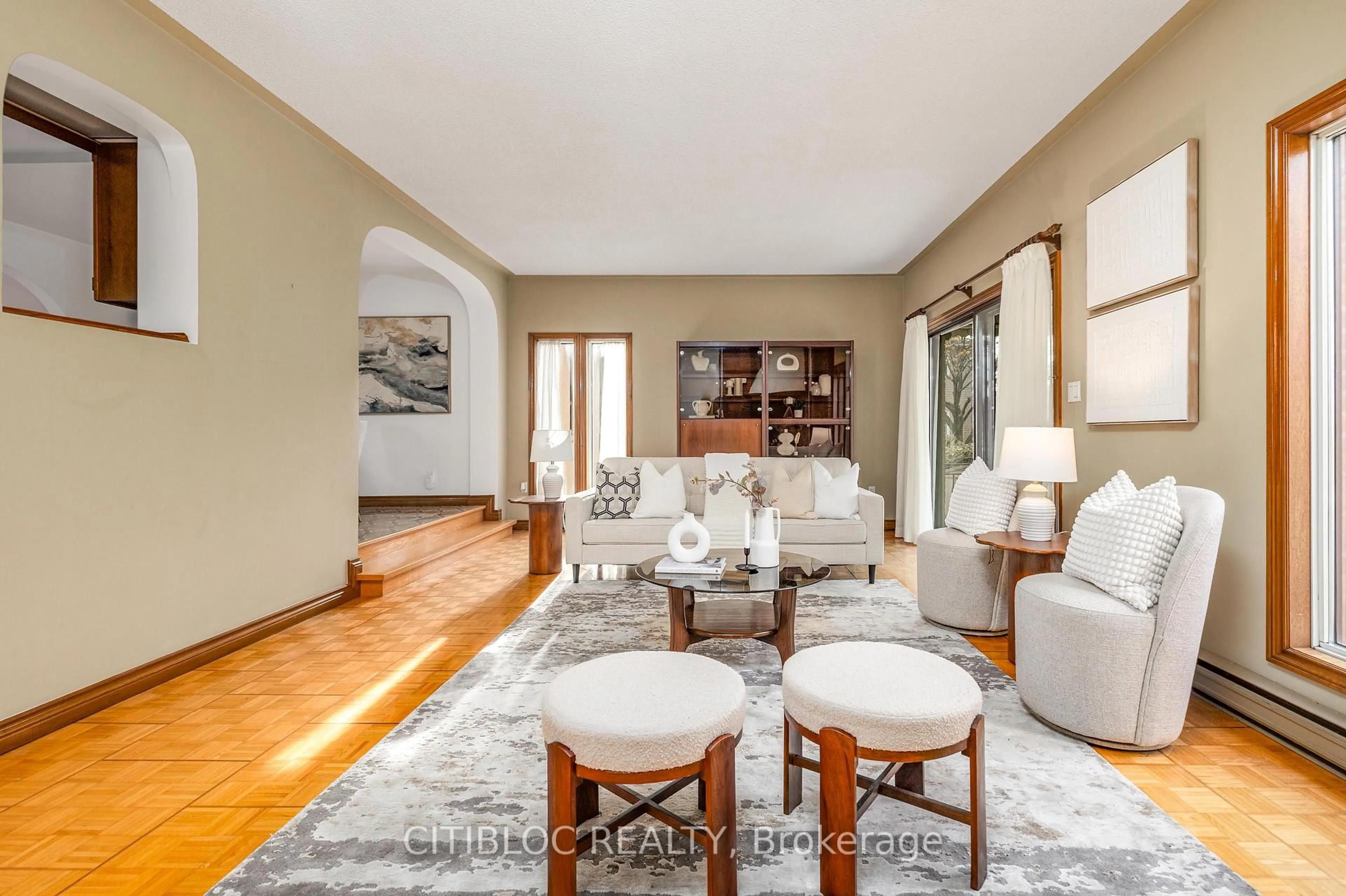 Living room with furniture, unknown for 74 Erie St, Toronto Ontario M6L 2R2