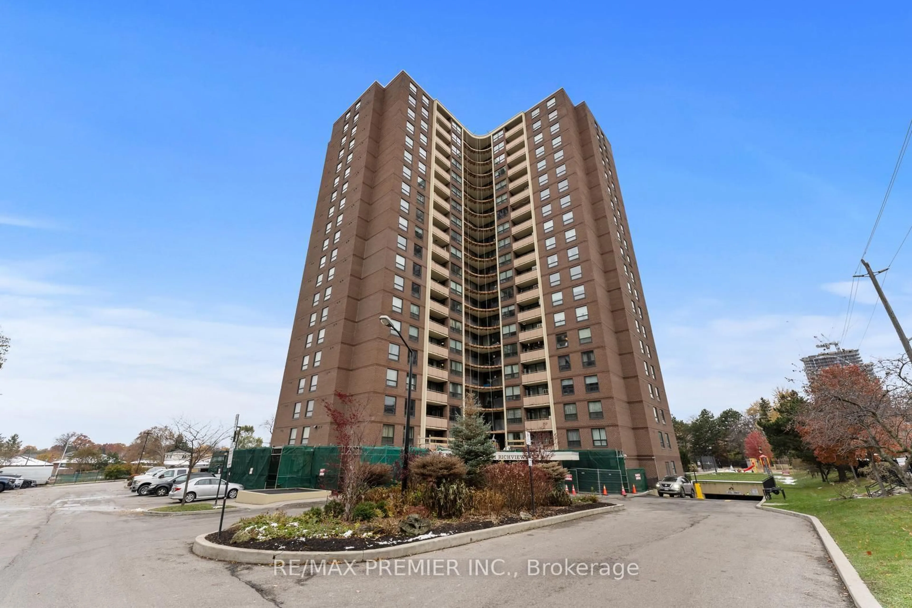 Unknown for 61 Richview Rd #1807, Toronto Ontario M9A 4M8