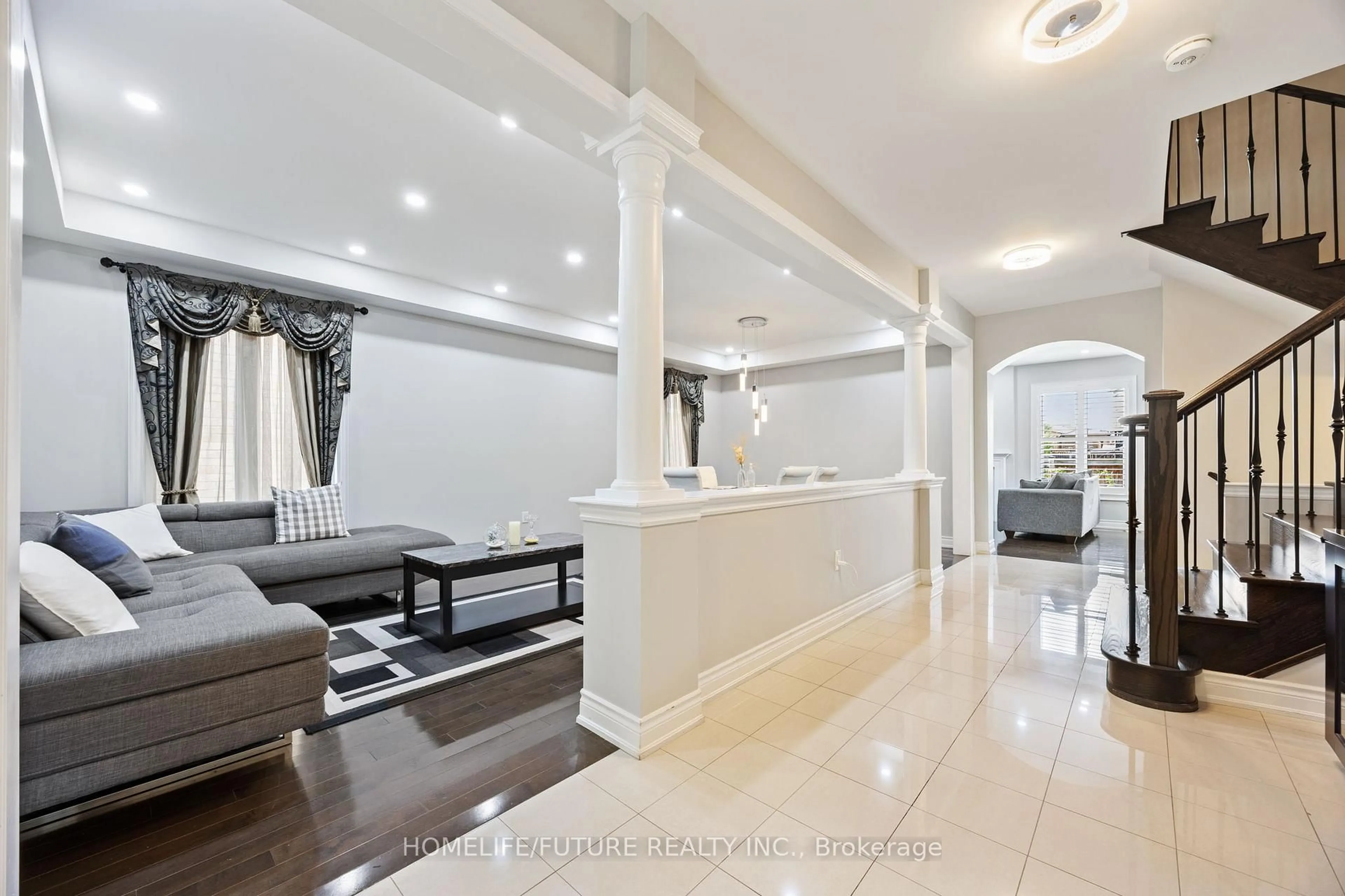 Unknown for 83 George Robinson Dr, Brampton Ontario L6Y 0Z7