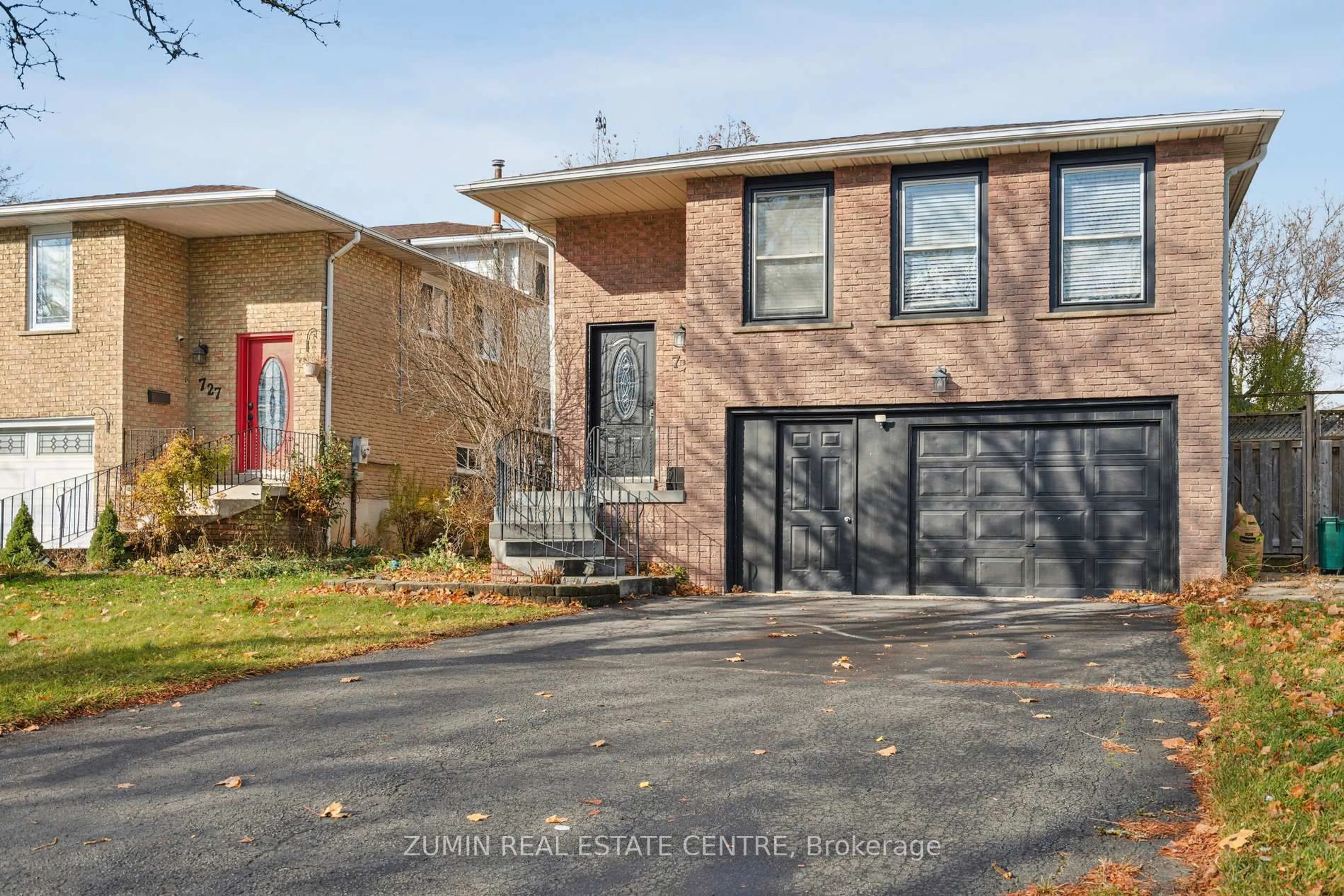 Home with brick exterior material, street for 725 COULSON Ave, Milton Ontario L9T 4J3