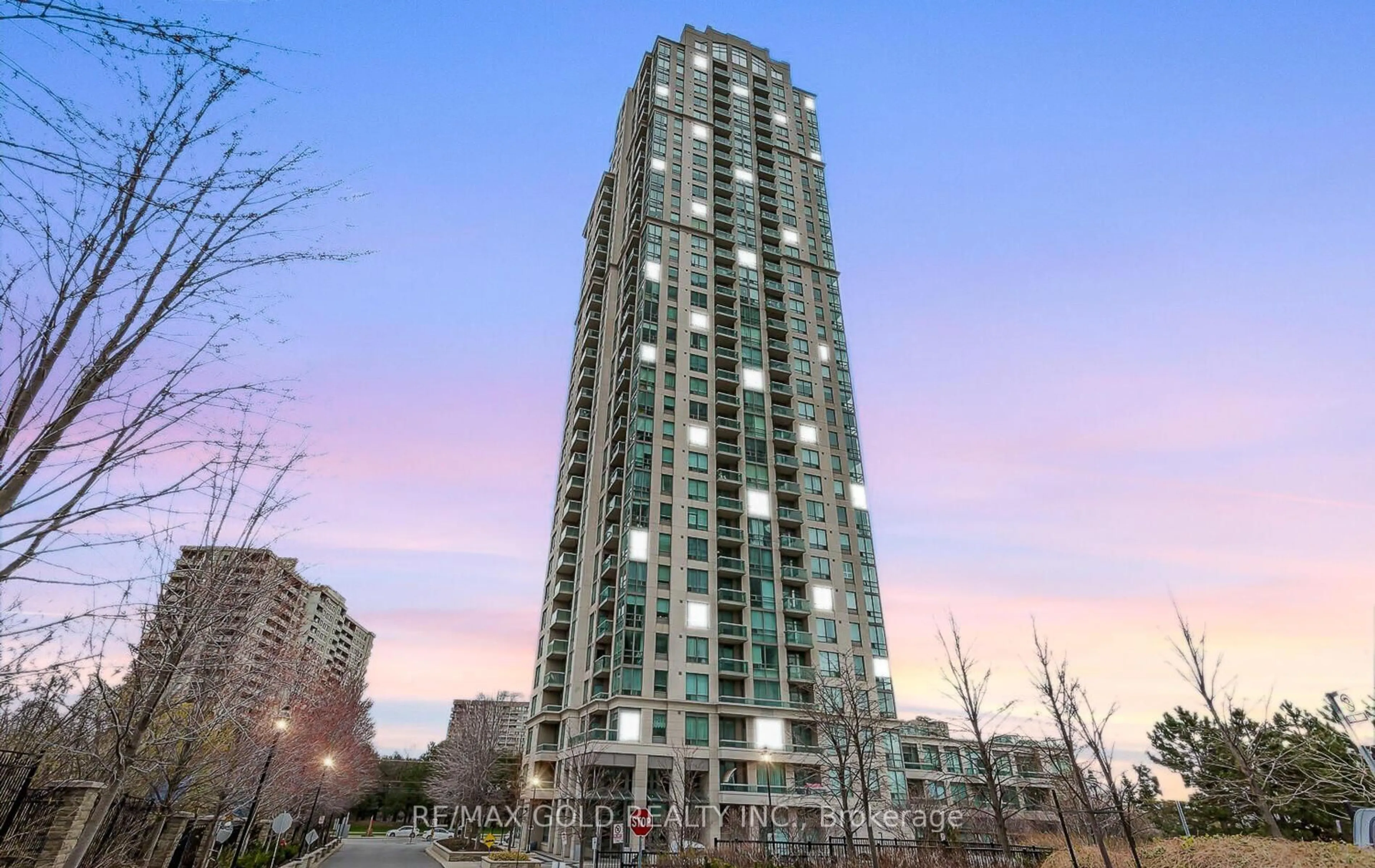 Unknown for 3504 Hurontario St #2109, Mississauga Ontario L5B 0B9