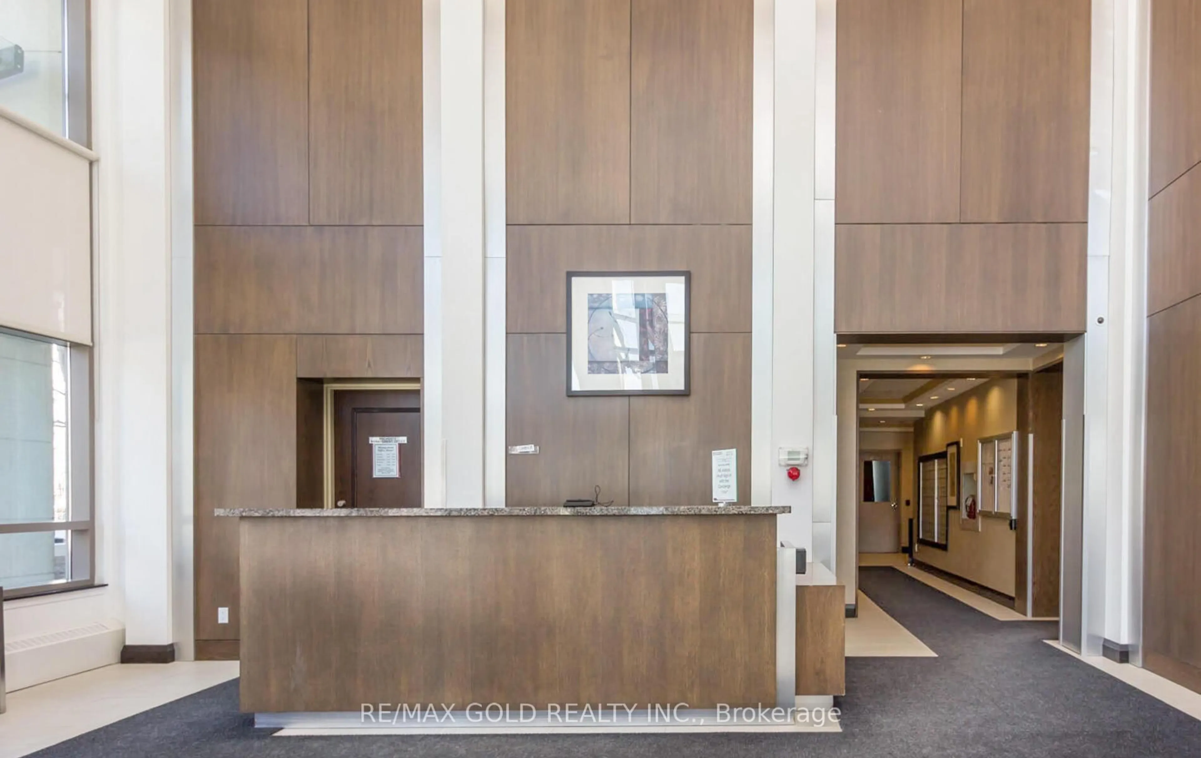 Lobby for 3504 Hurontario St #2109, Mississauga Ontario L5B 0B9