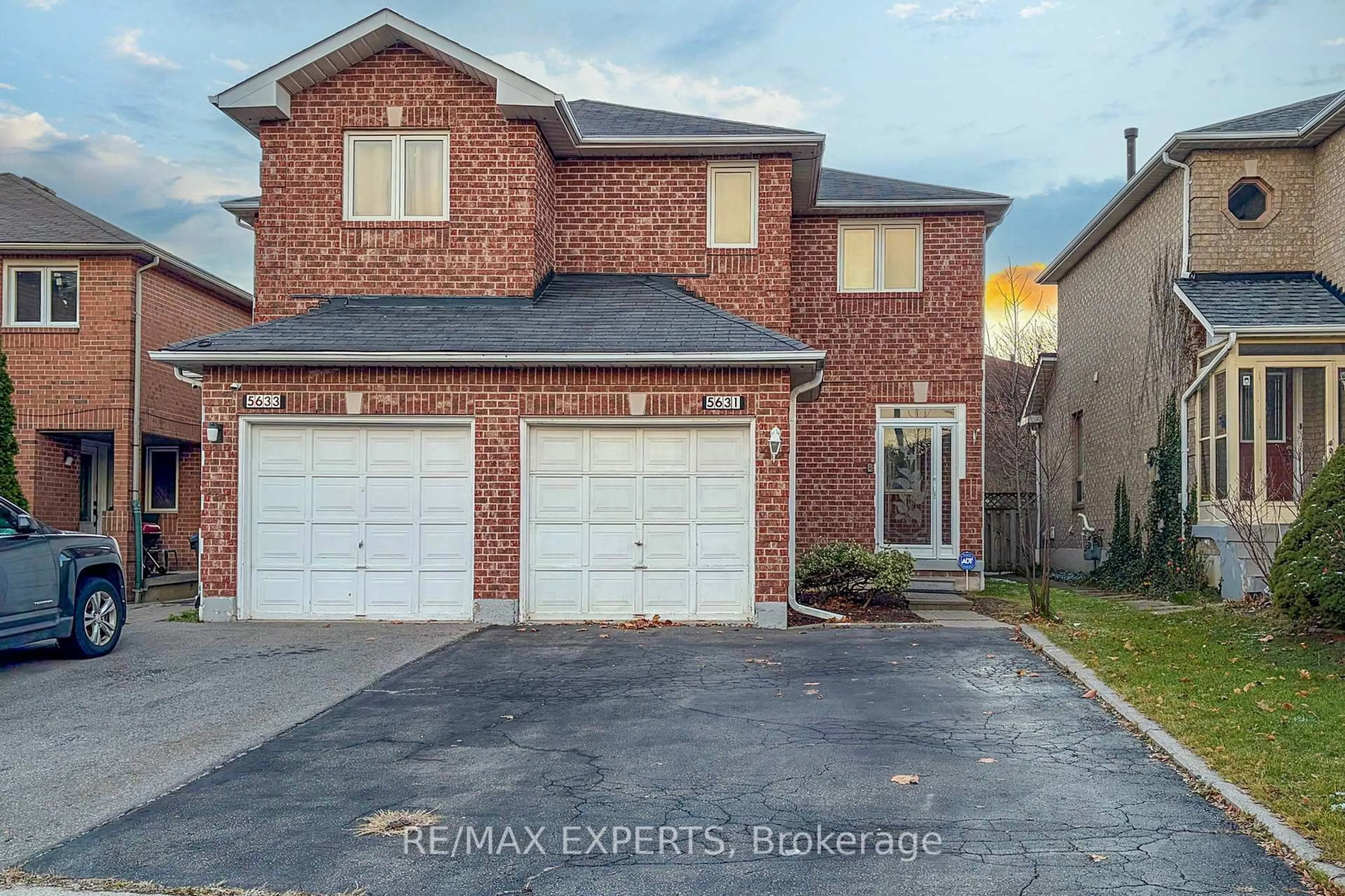 Home with brick exterior material, street for 5631 Cortina Cres, Mississauga Ontario L4Z 3R3