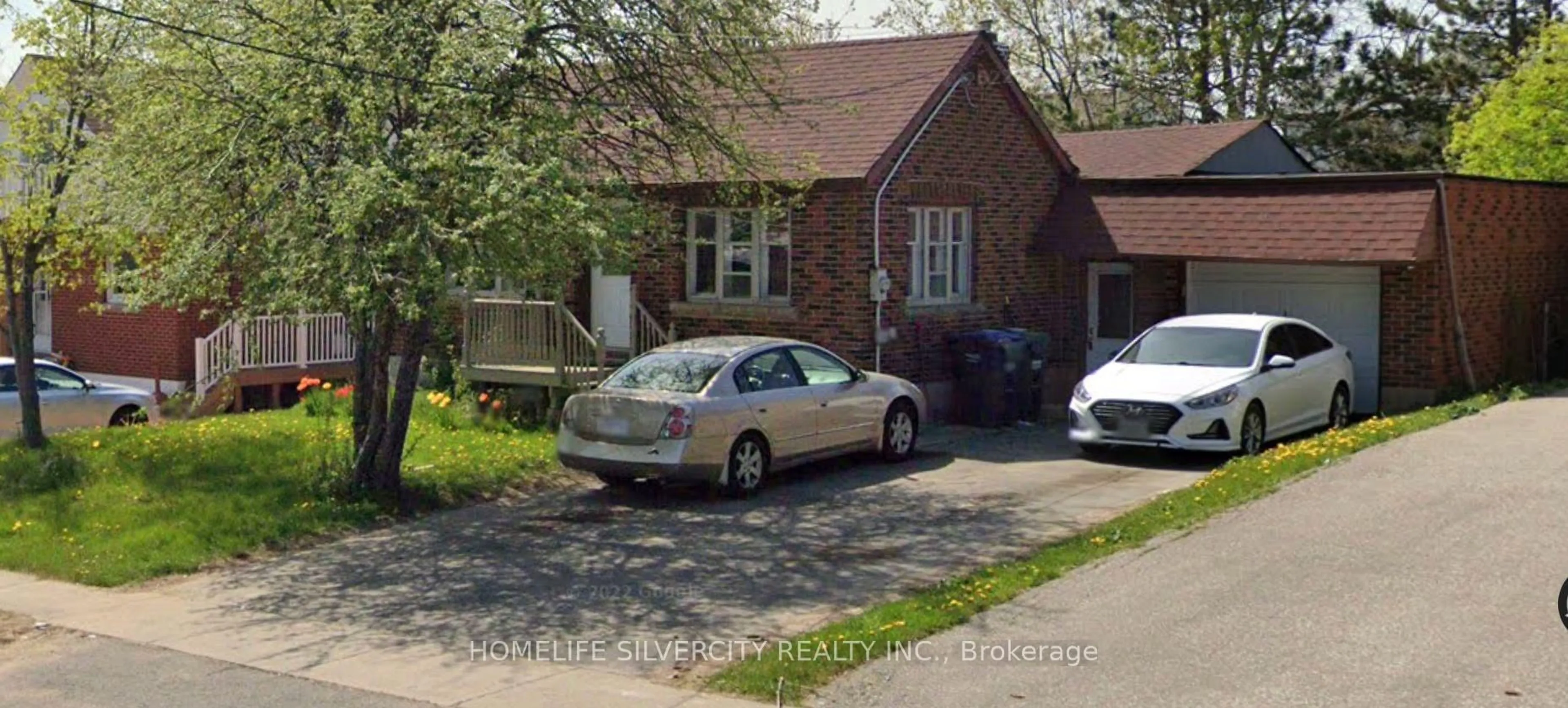 Unknown for 30 Woodward Ave, Brampton Ontario L6V 1K1