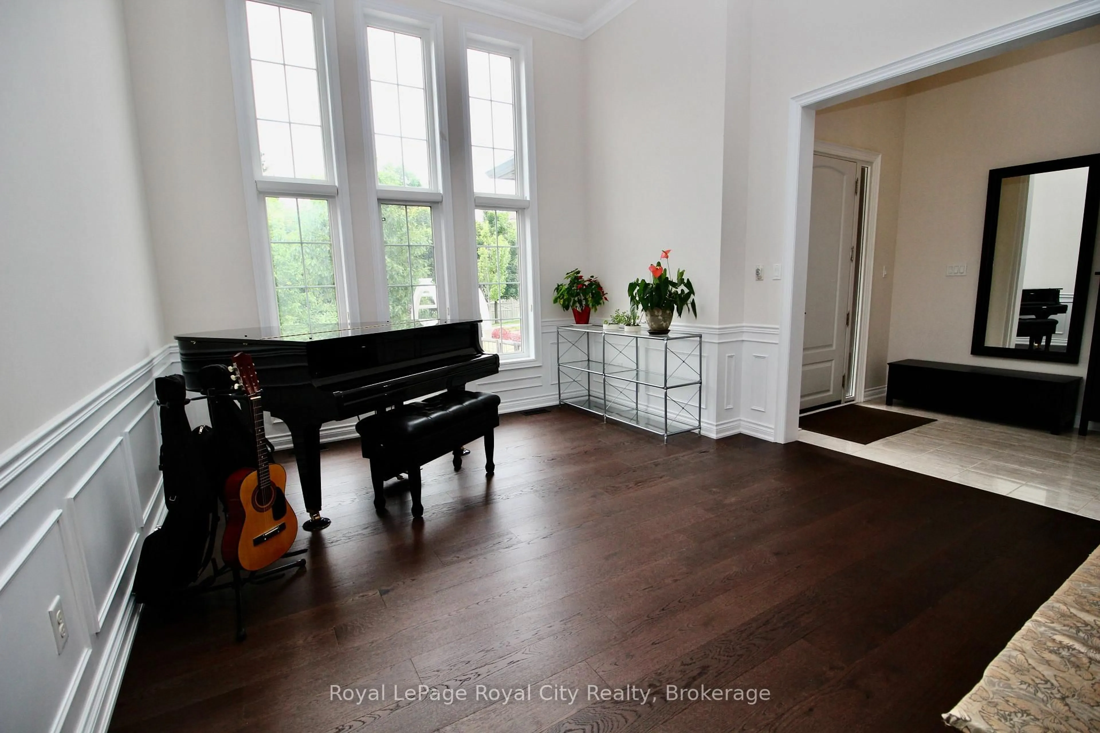 A pic of a room for 39 Dalmeny Dr, Brampton Ontario L6X 2Y4