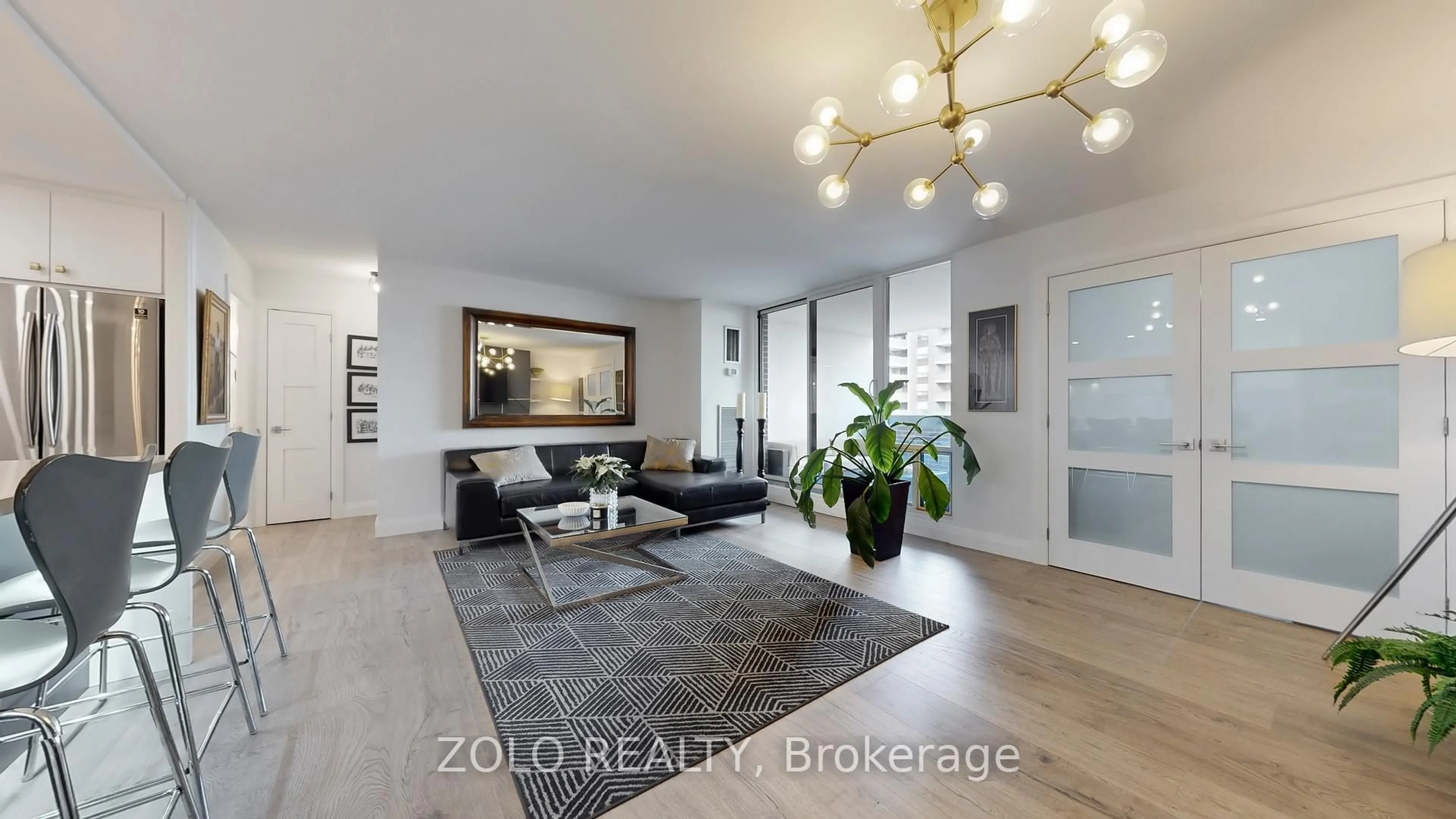 Living room with furniture, unknown for 1515 Lakeshore Rd #1509, Mississauga Ontario L5E 3E3