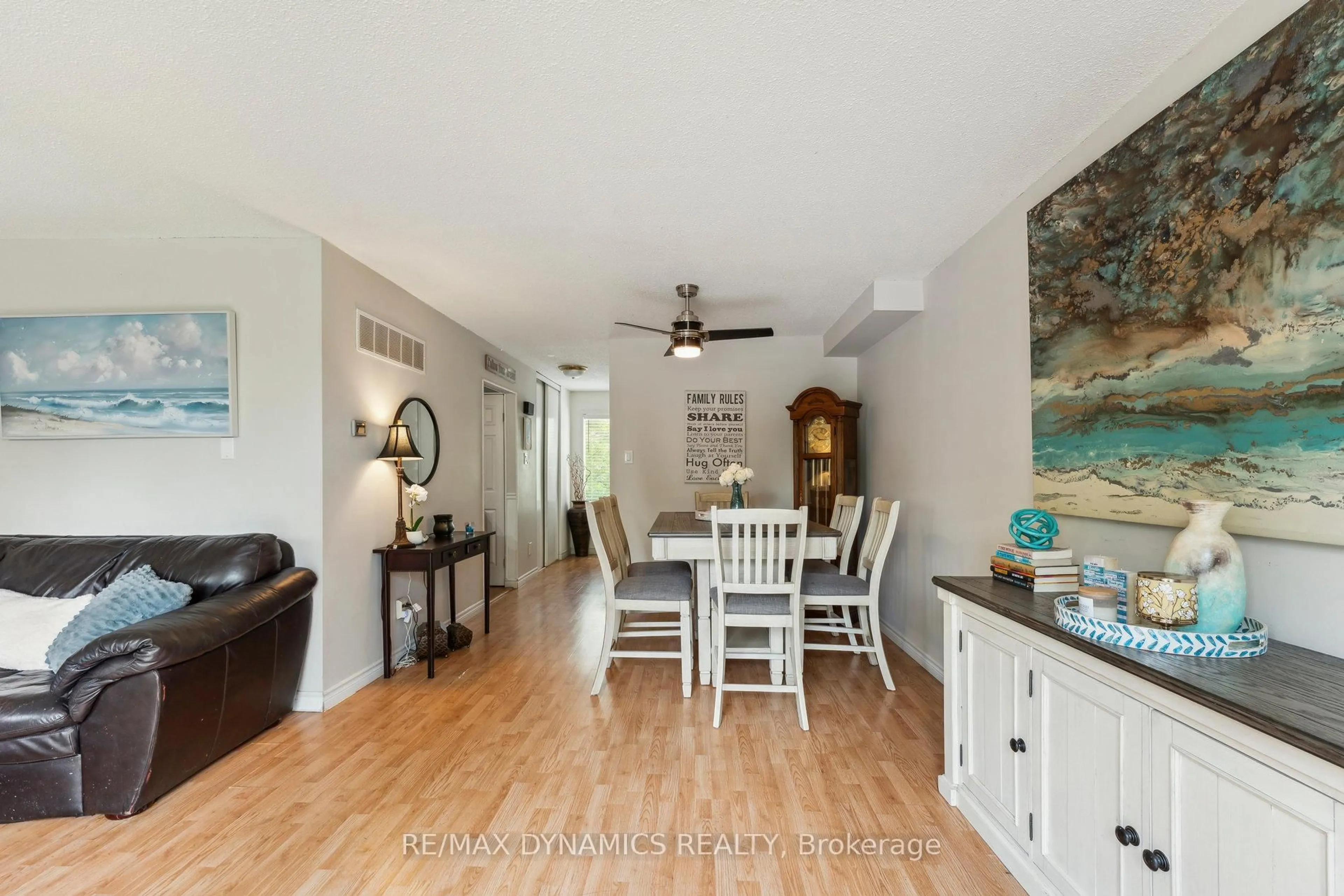 Dining room, unknown for 82 Lynden Circ, Halton Hills Ontario L7G 4Y8