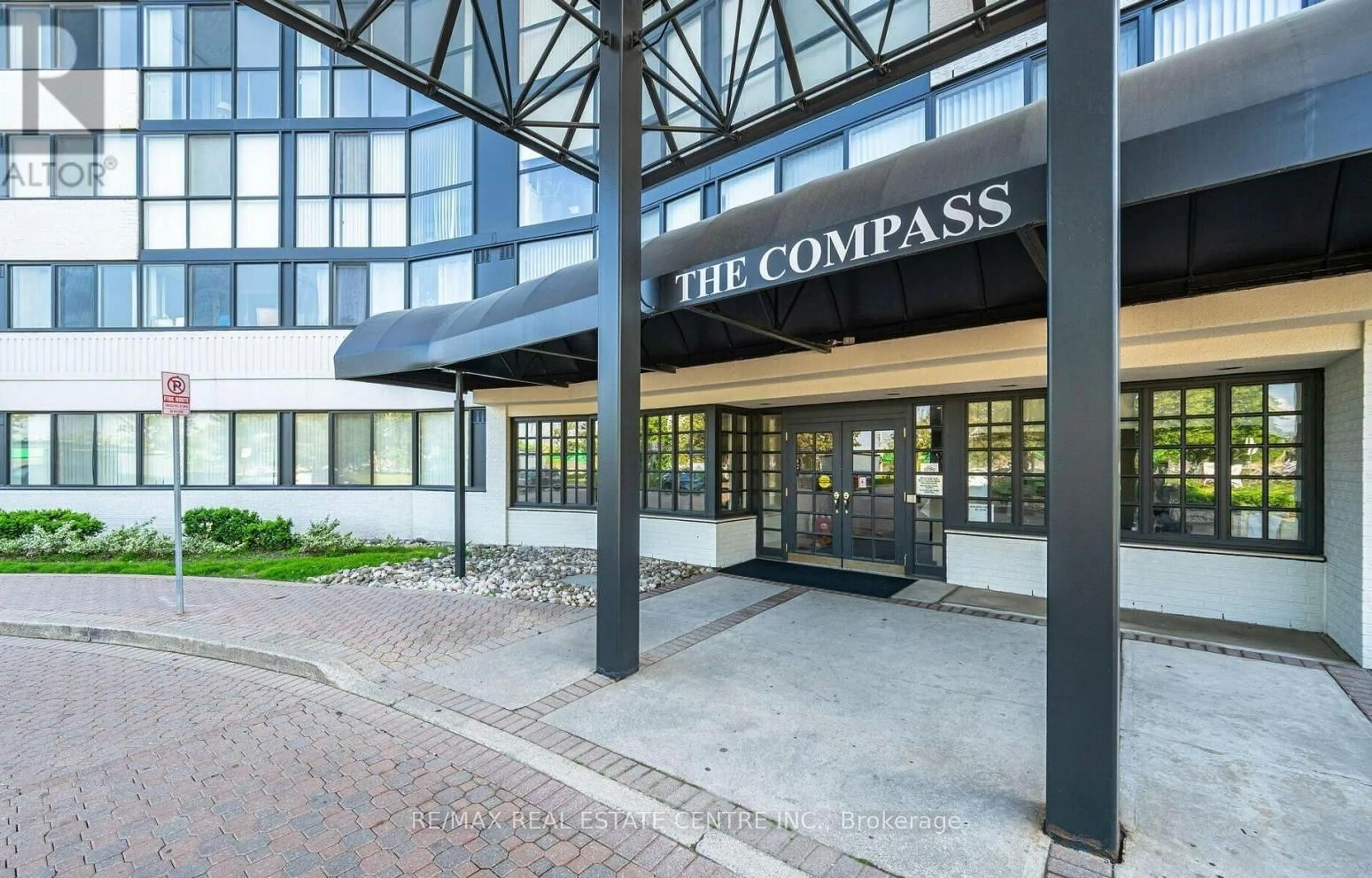Lobby for 1360 Rathburn Rd #302, Mississauga Ontario L4W 4H4