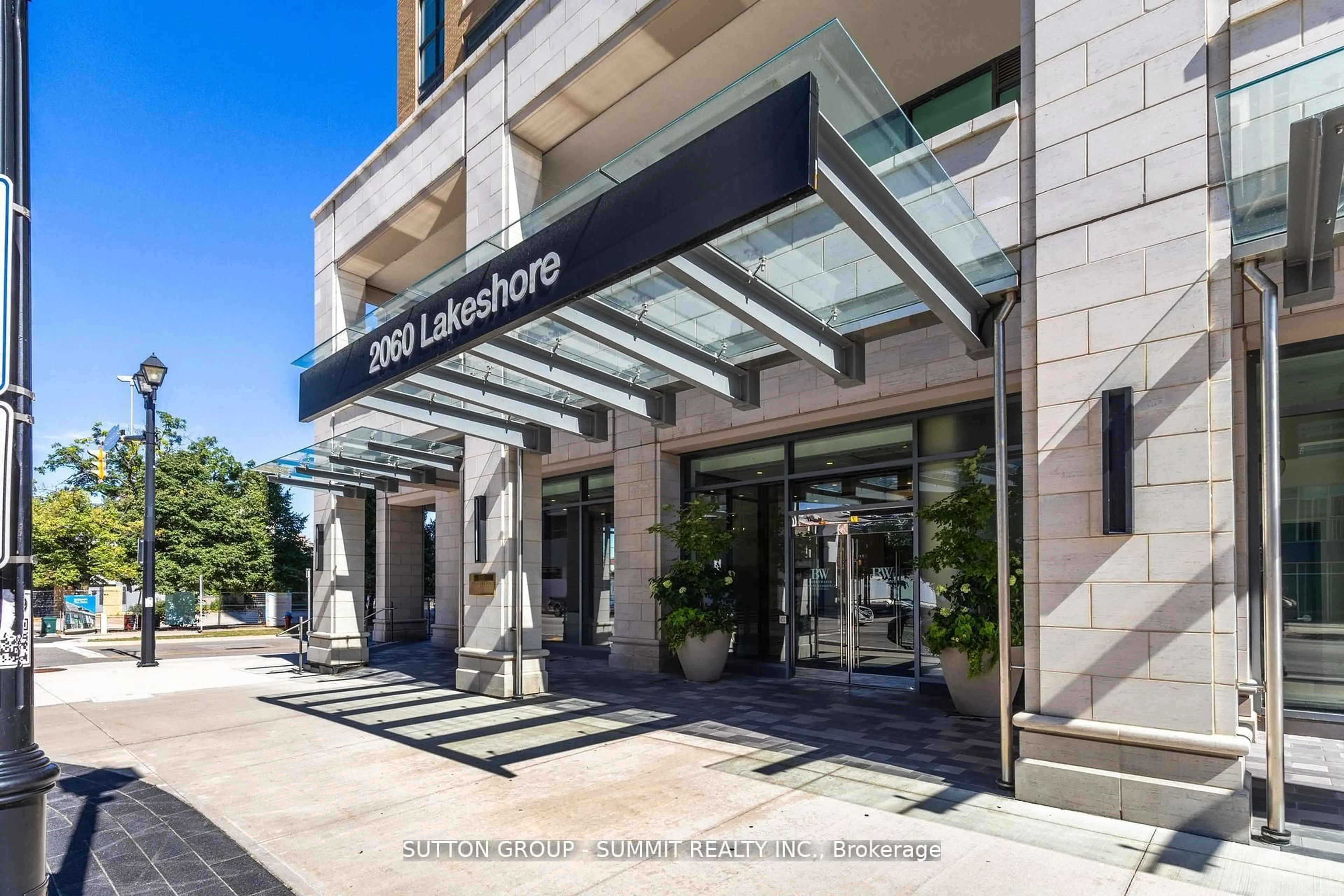 Unknown for 2060 Lakeshore Rd #404, Burlington Ontario L7R 0G2