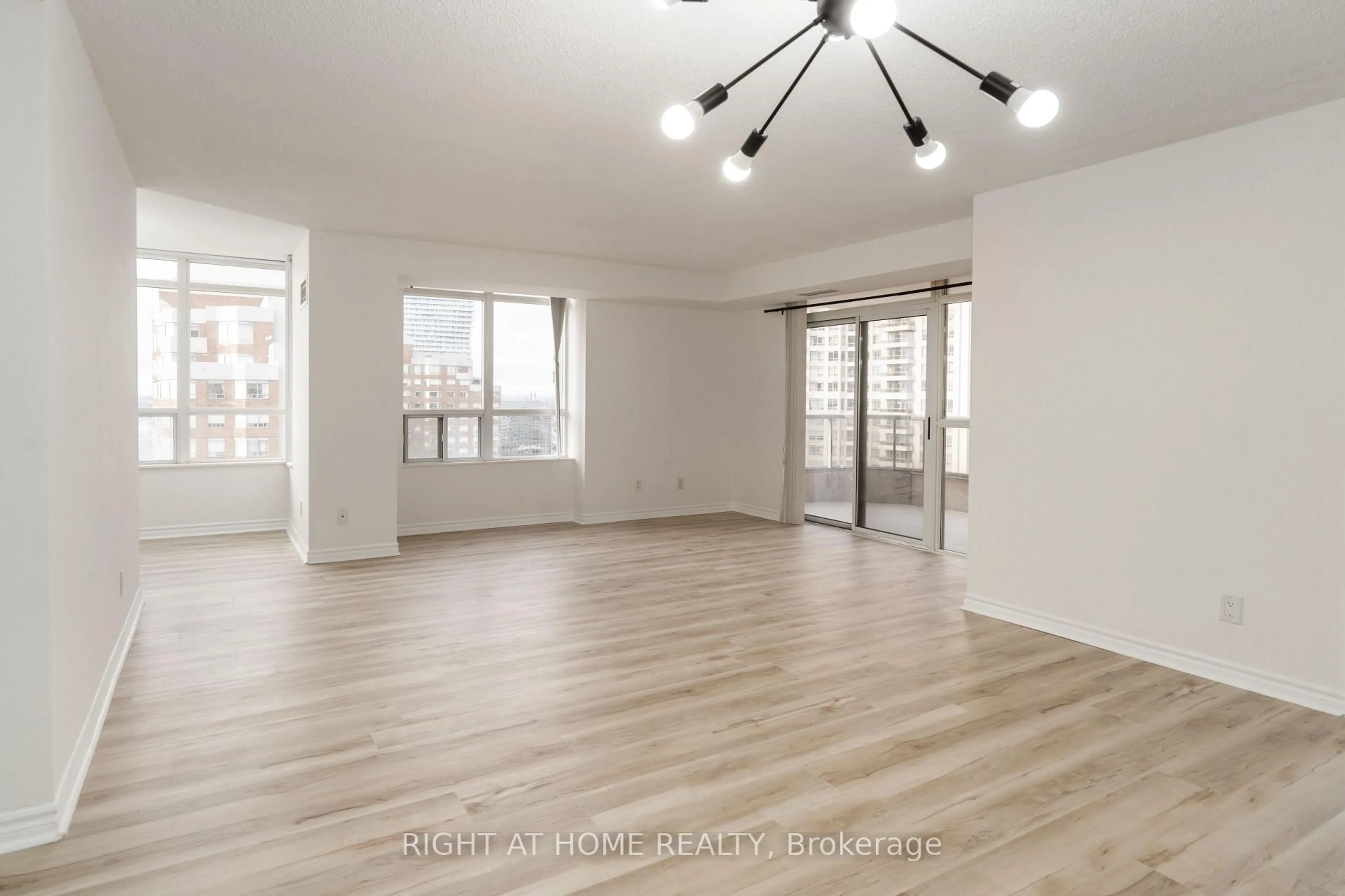 A pic of a room for 3880 Duke Of York Blvd #2116, Mississauga Ontario L5B 4M7