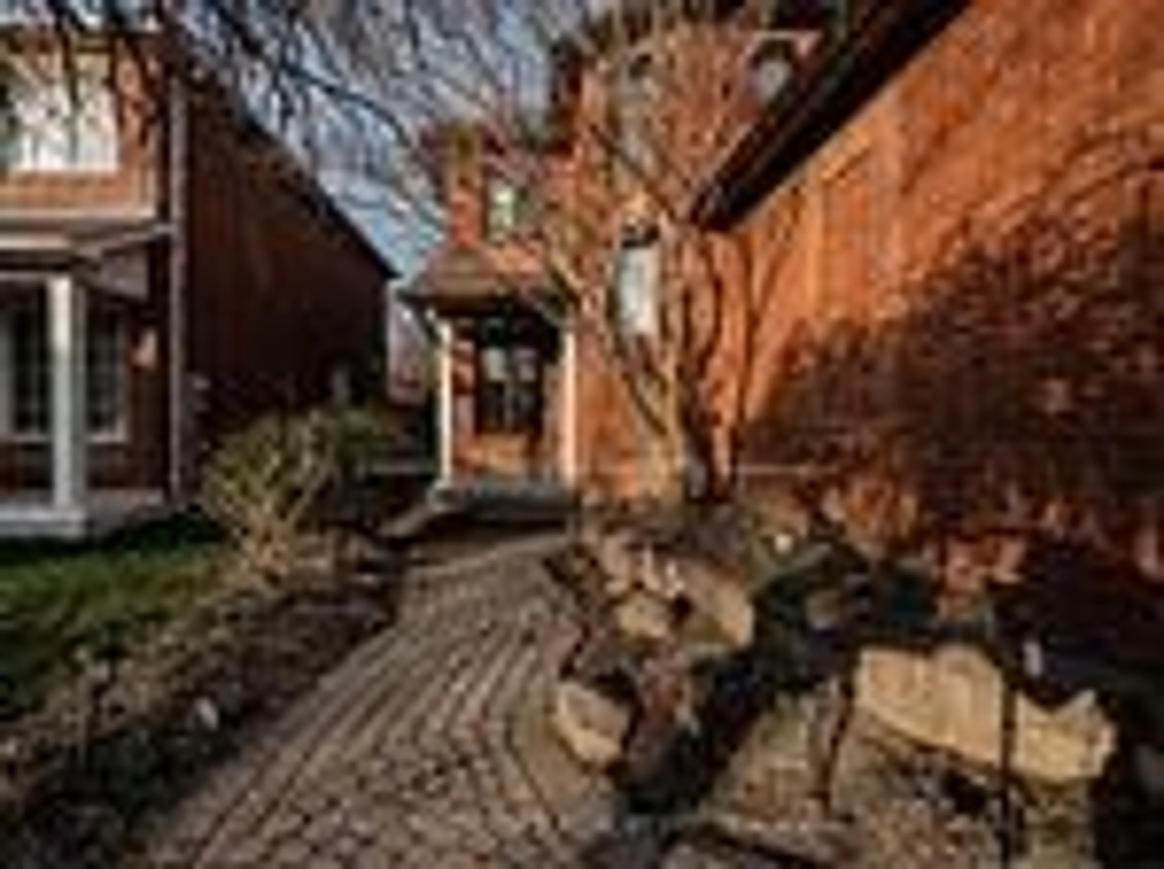 Home with brick exterior material, street for 6839 Gracefield Dr, Mississauga Ontario L5N 6T6