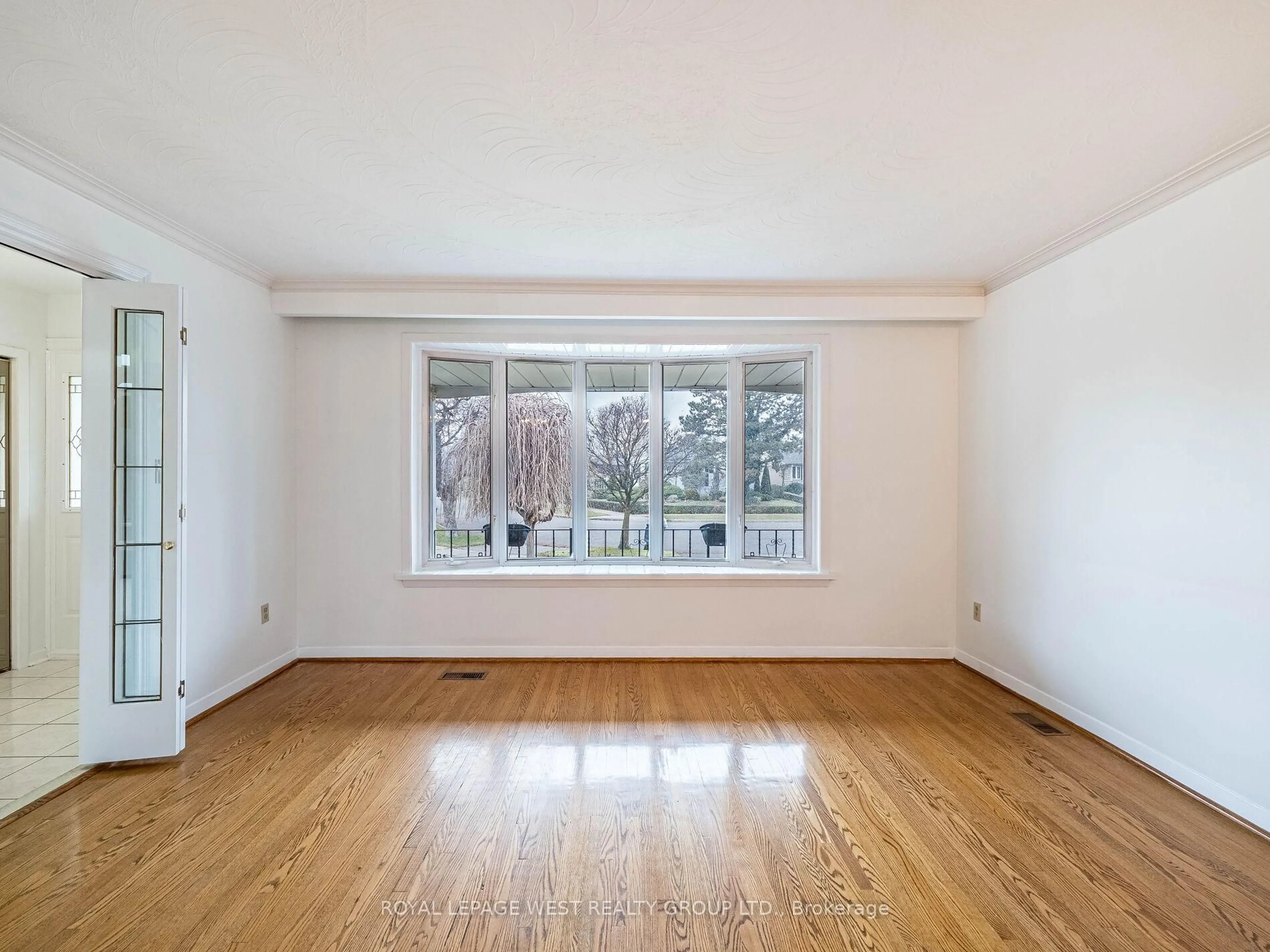 A pic of a room for 9 Rosefair Cres, Toronto Ontario M9W 3B1