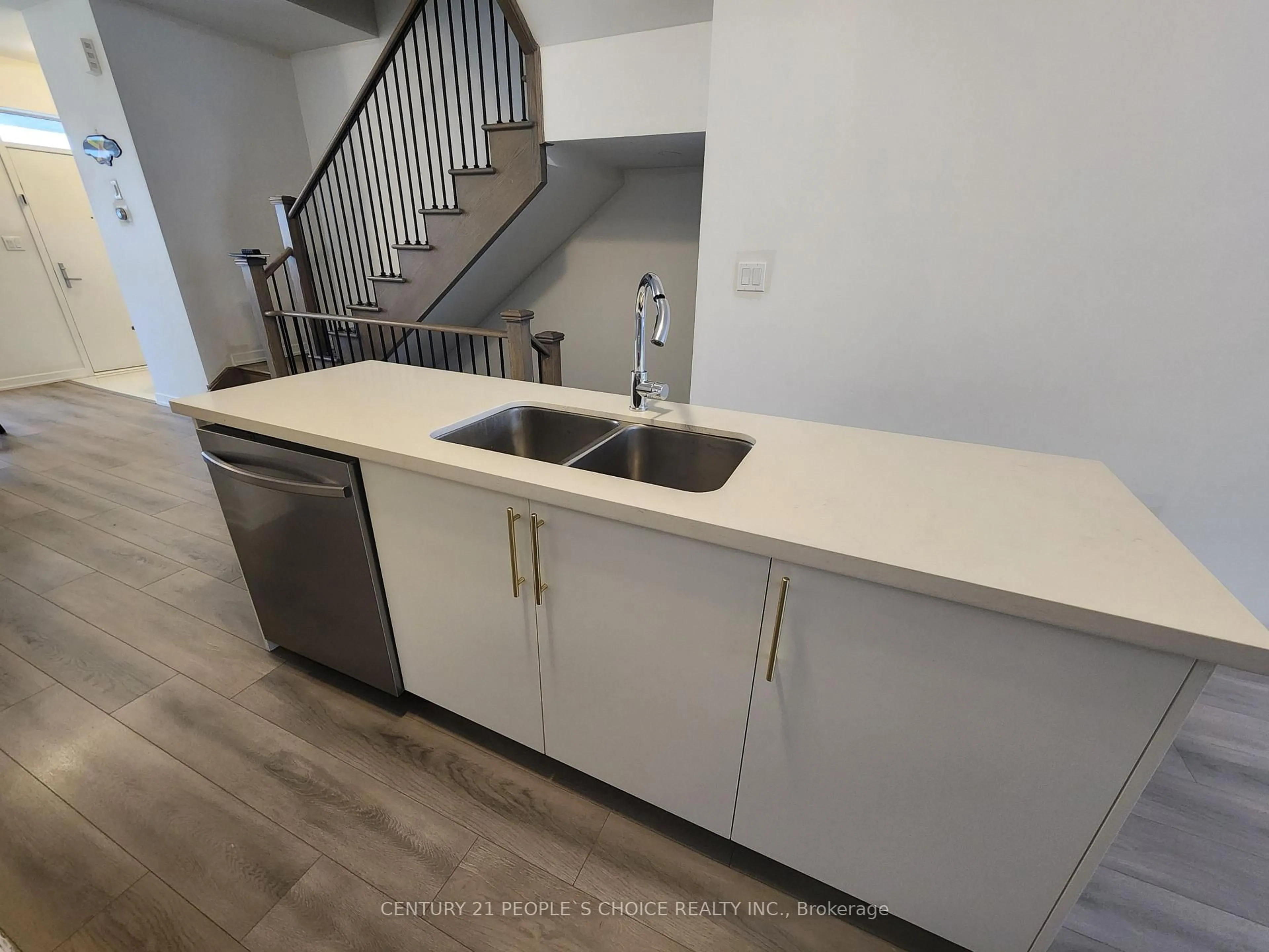 Unknown for 44 Lambert Lane, Caledon Ontario L7E 4M4