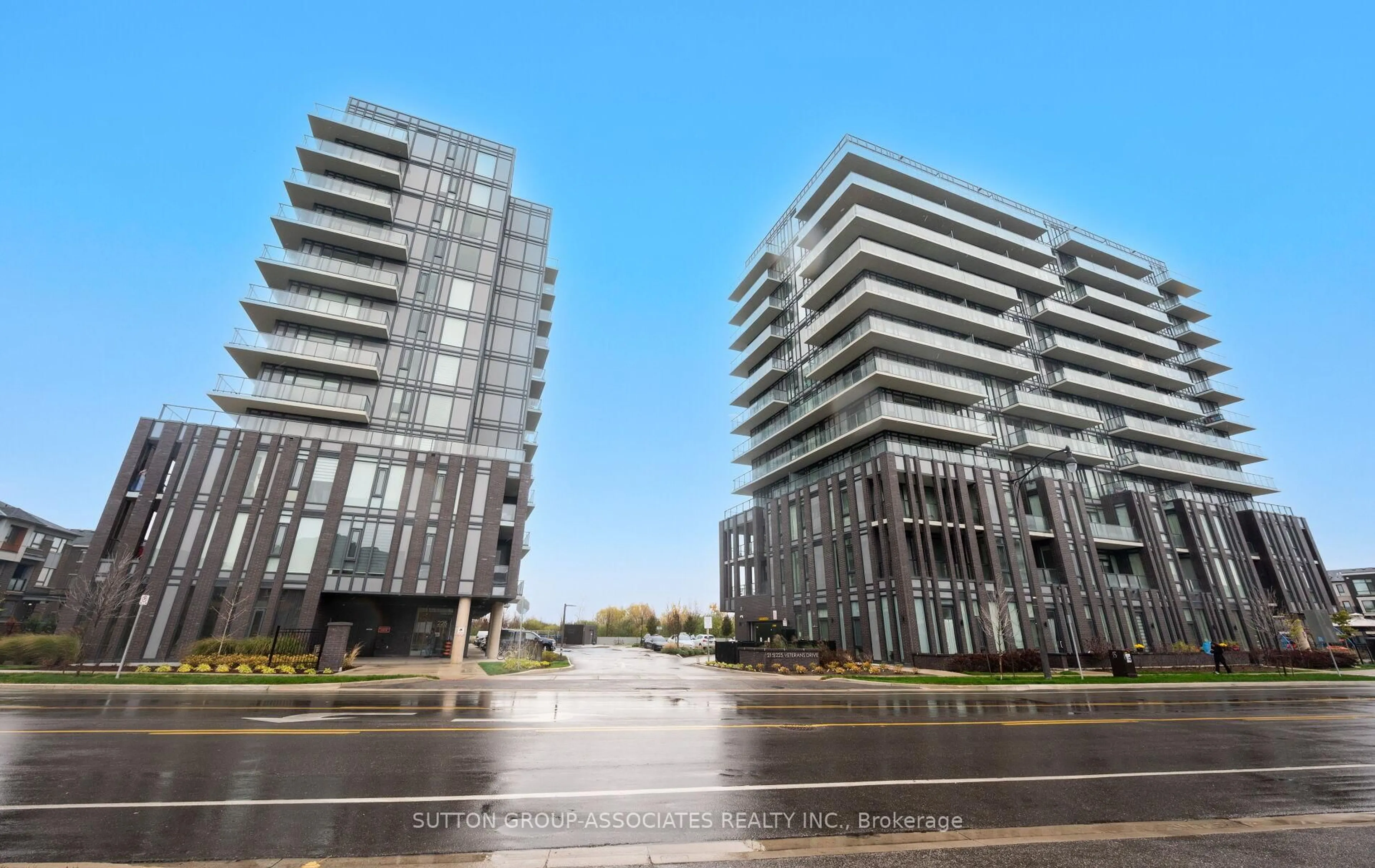 Unknown for 215 Veterans Dr #1007, Brampton Ontario L7A 0B6