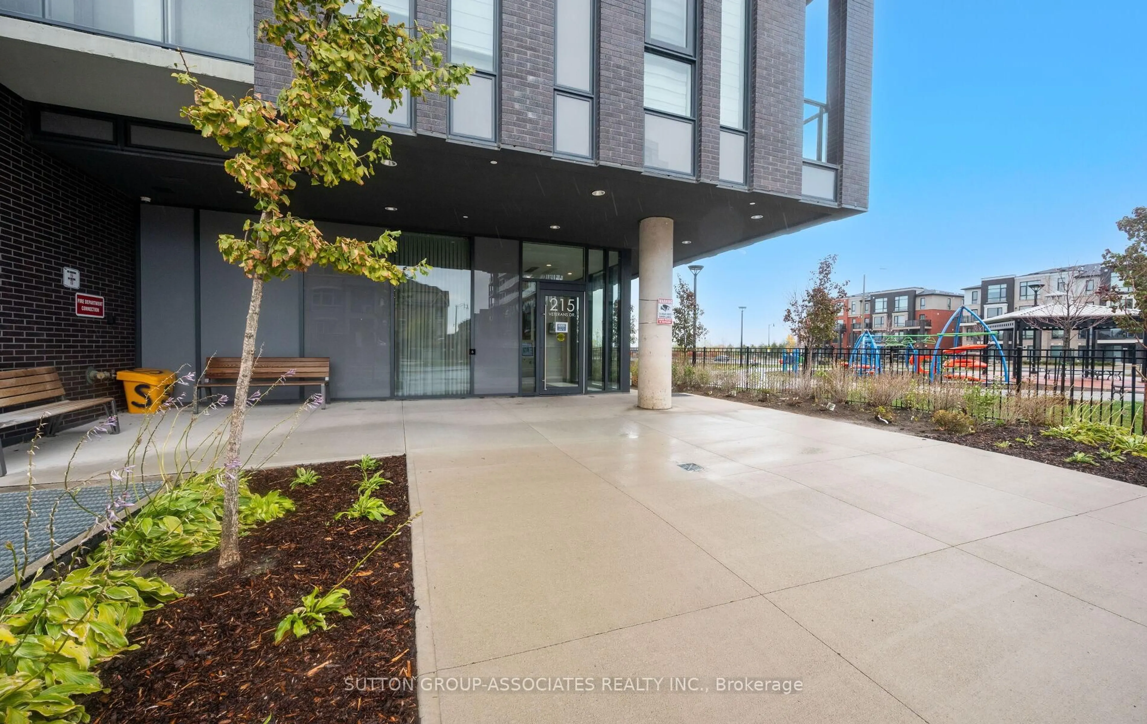 Patio, unknown for 215 Veterans Dr #1007, Brampton Ontario L7A 0B6