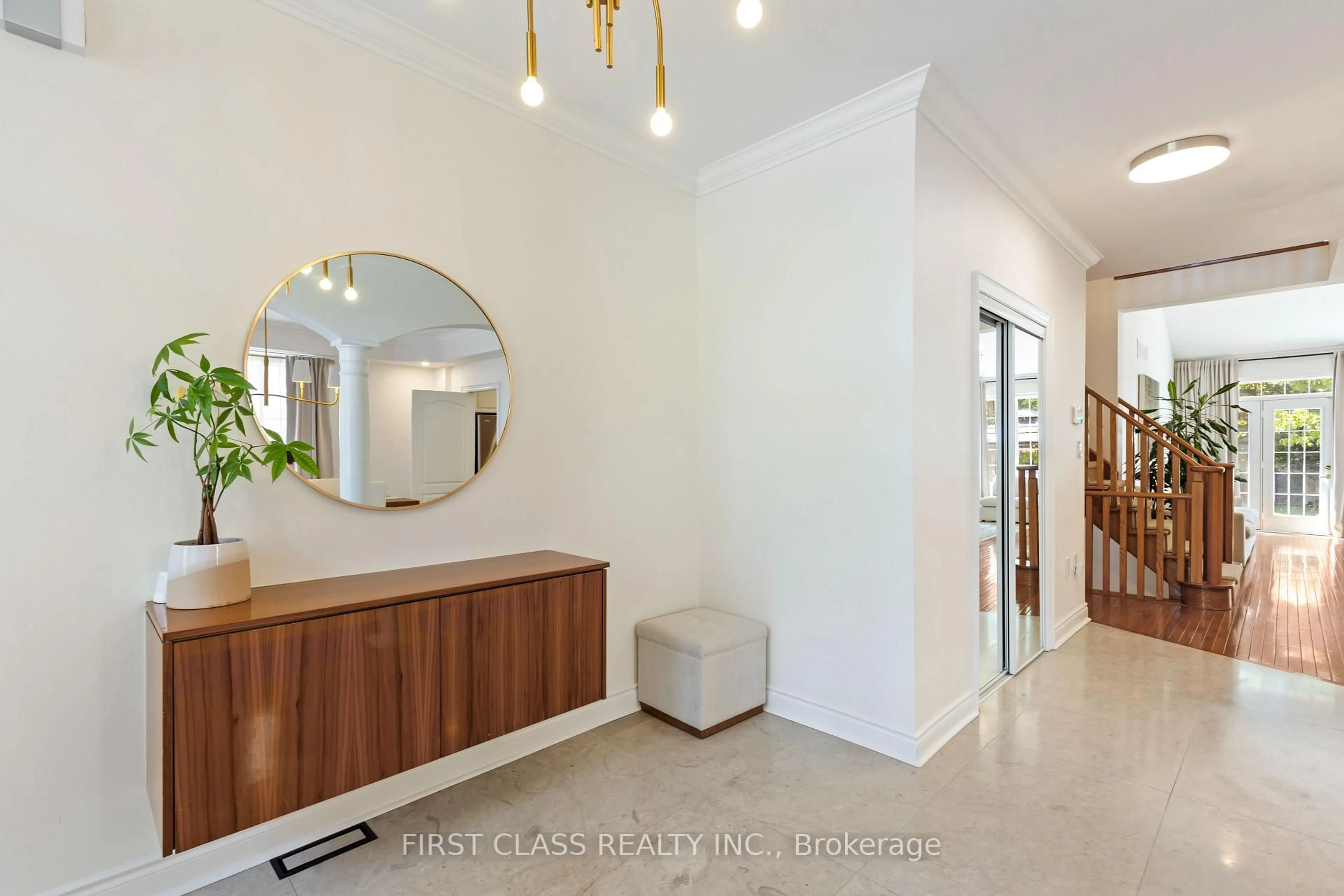 Indoor entryway for 2292 Eighth Line, Oakville Ontario L6H 6S3