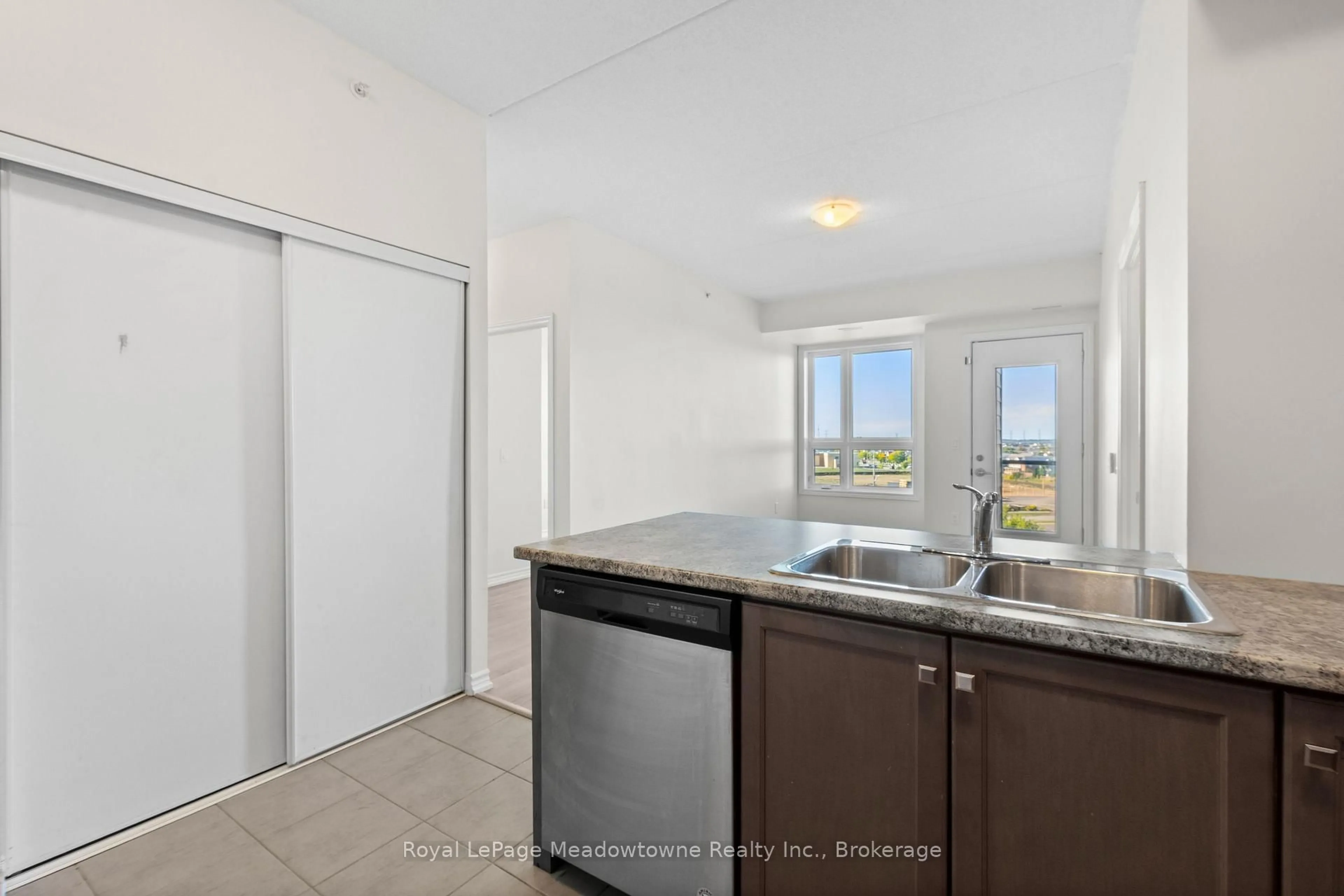 Standard kitchen, floor is not visible for 630 Sauve St #511, Milton Ontario L9T 9A6