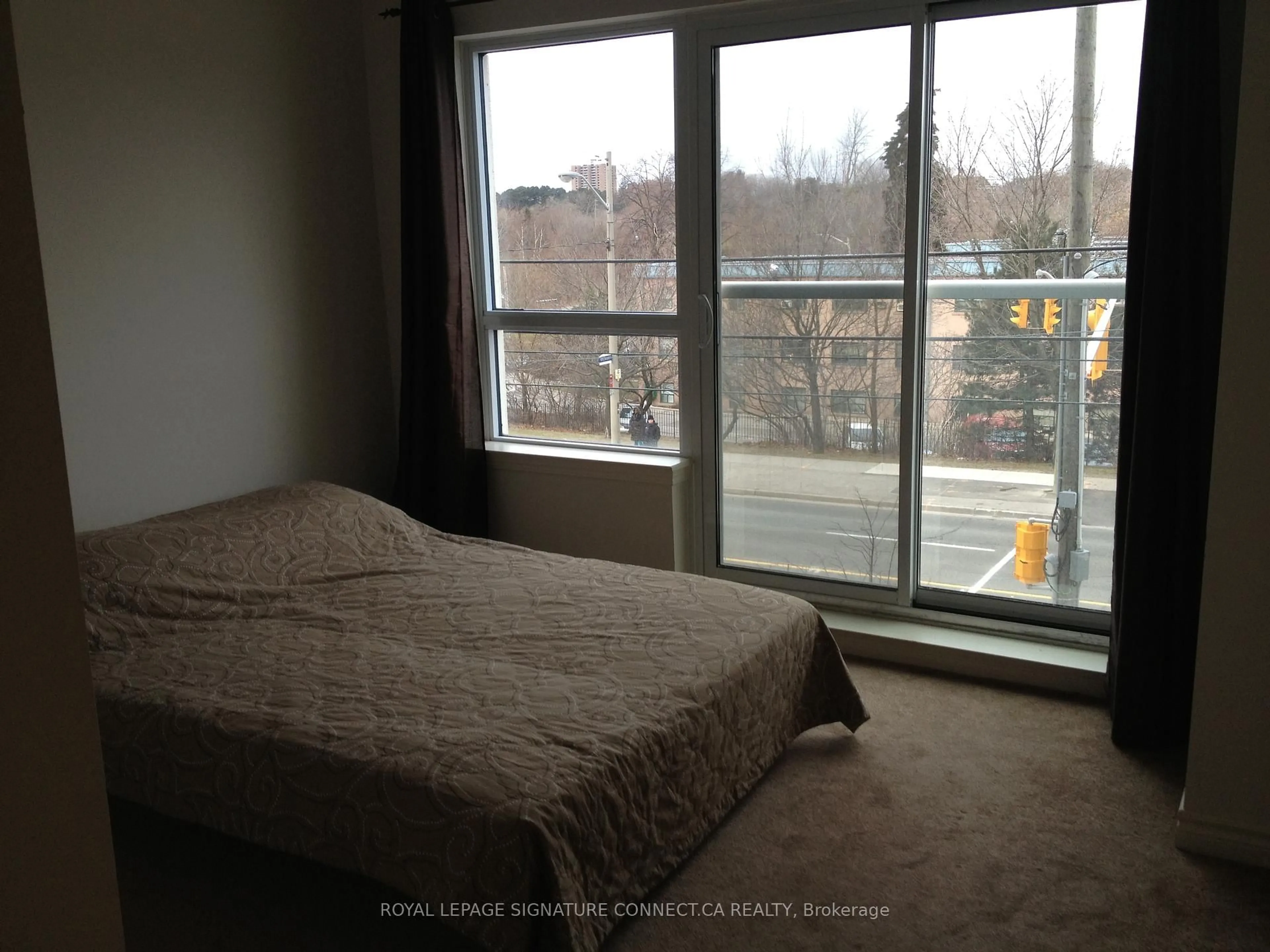 Bedroom with bed, unknown for 3865 Lakeshore Blvd #209, Toronto Ontario M8W 0A2