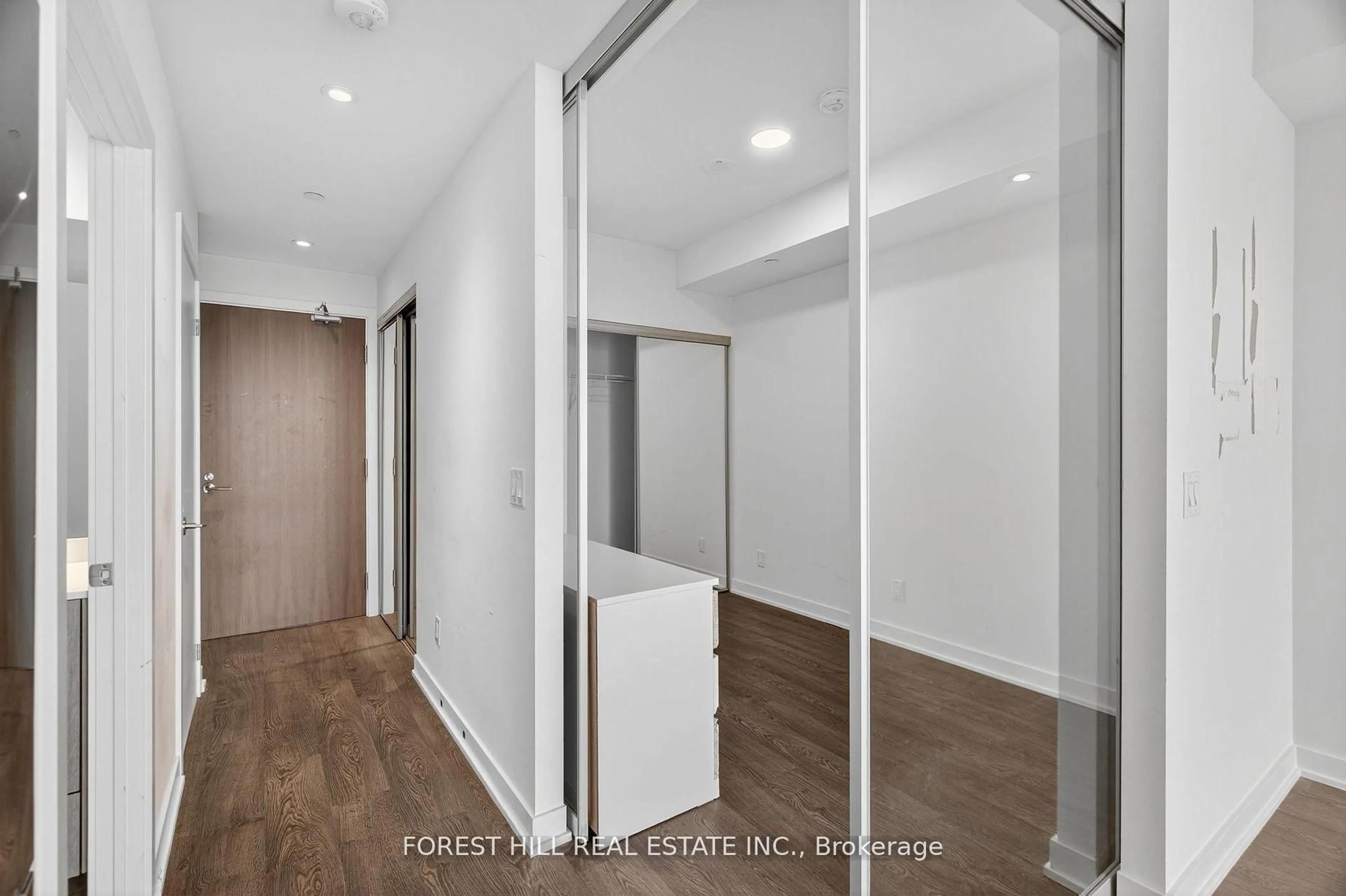 Unknown for 1928 Lake shore Blvd #4009, Toronto Ontario L4C 5T2