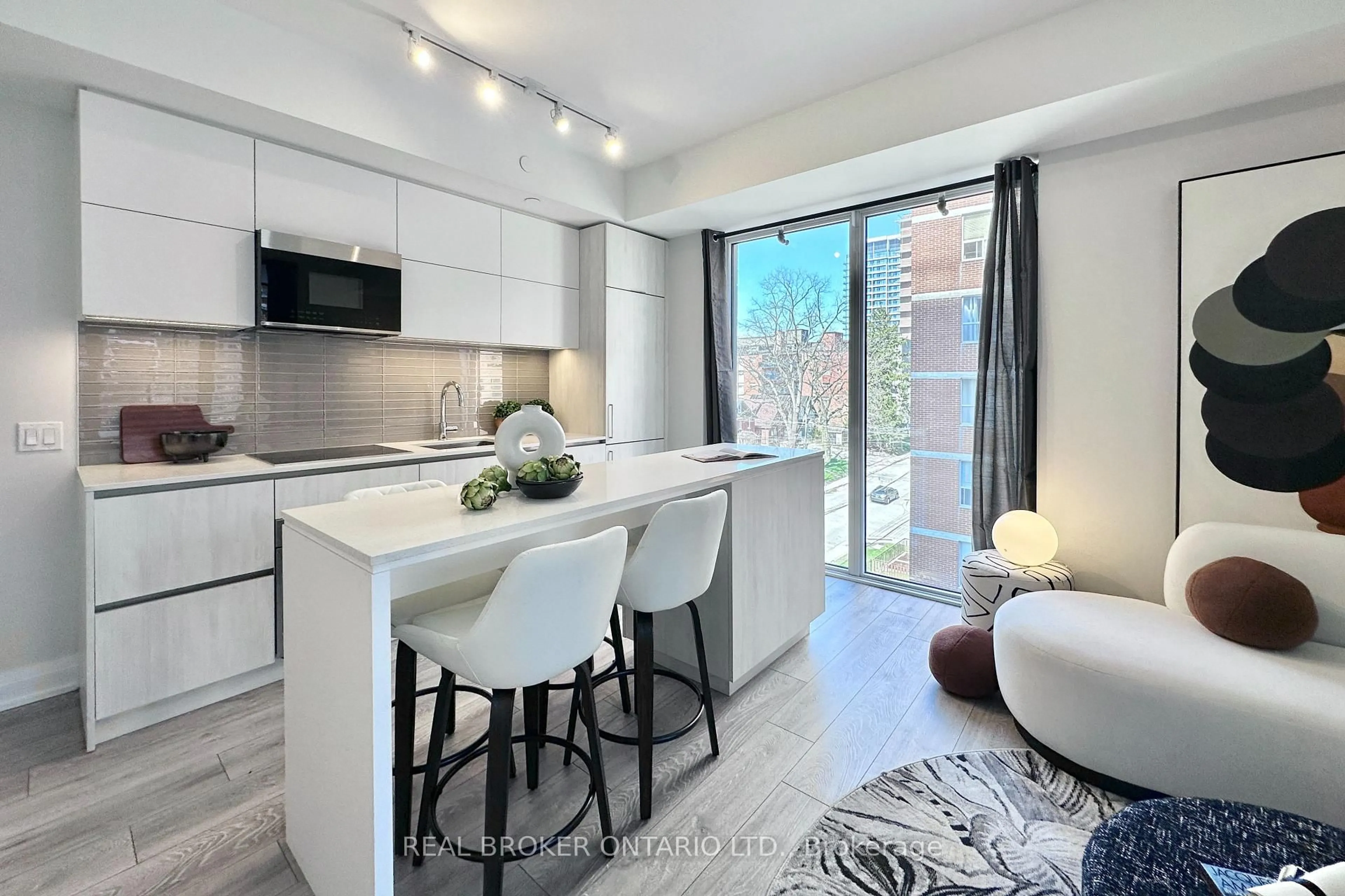 Contemporary kitchen, ceramic/tile floor for 21 Park St #518, Mississauga Ontario L5G 1L7