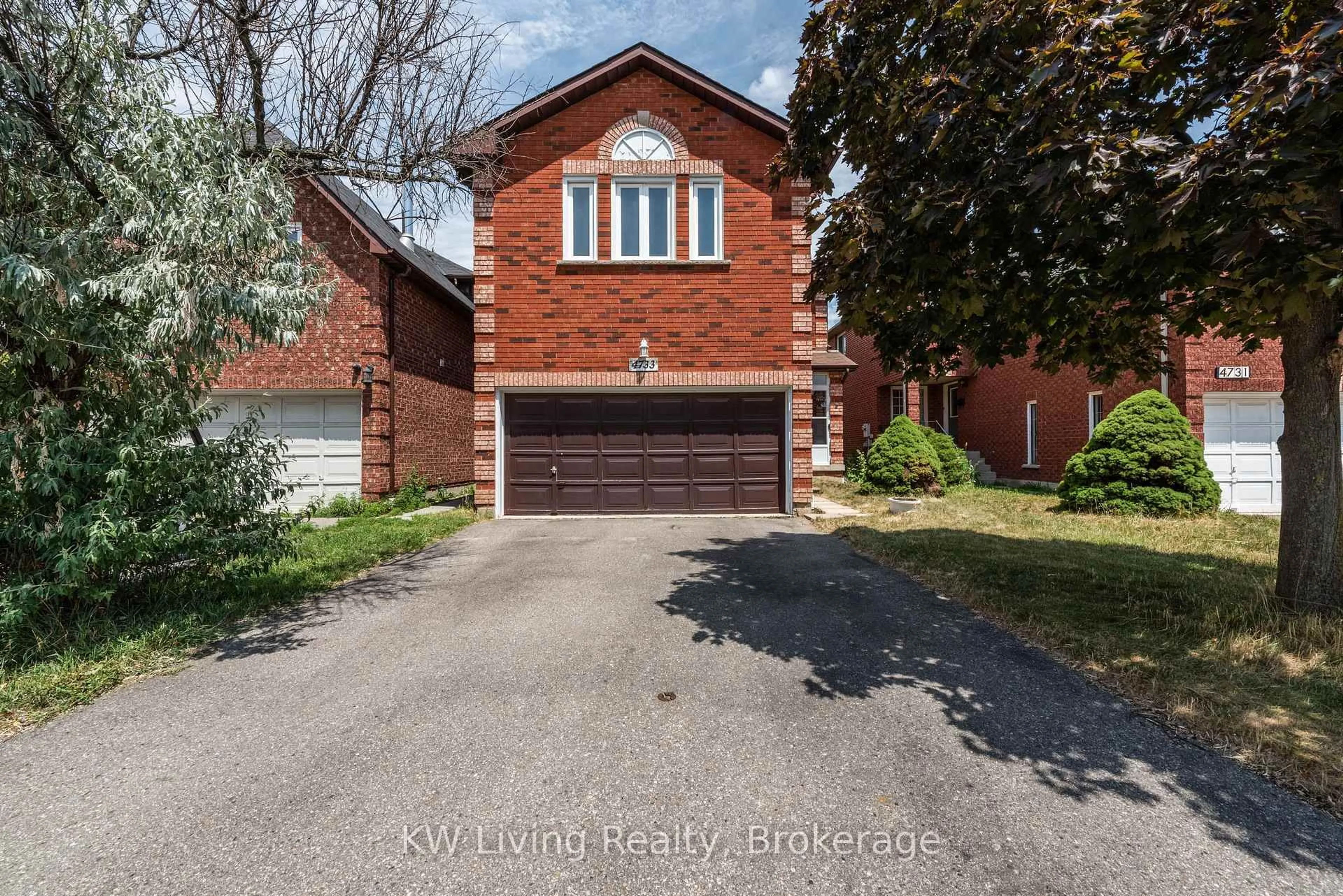 Home with brick exterior material, street for 4733 Rosebush Rd, Mississauga Ontario L5M 5H4