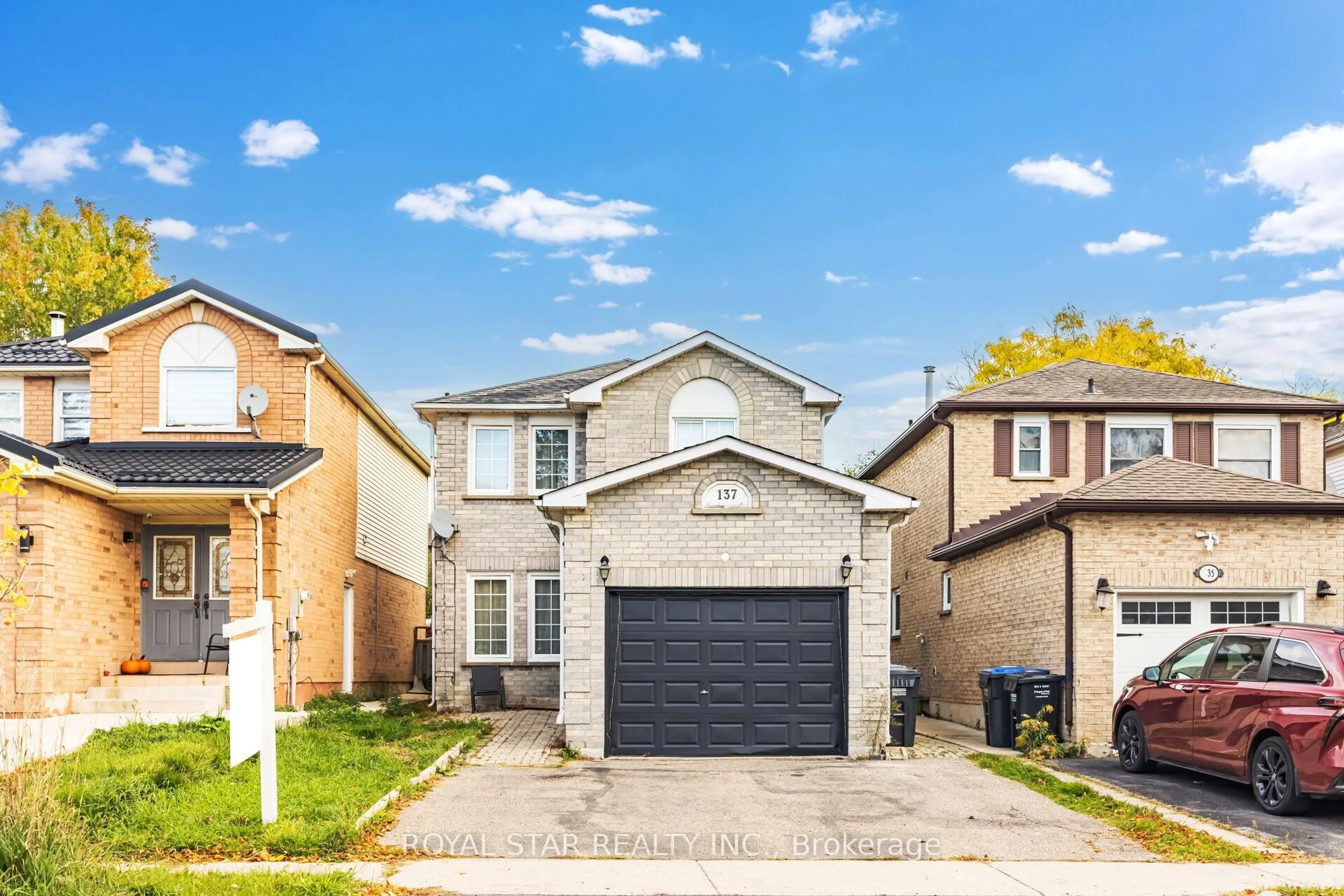 Unknown for 137 Ecclestone Dr, Brampton Ontario L6X 3P7