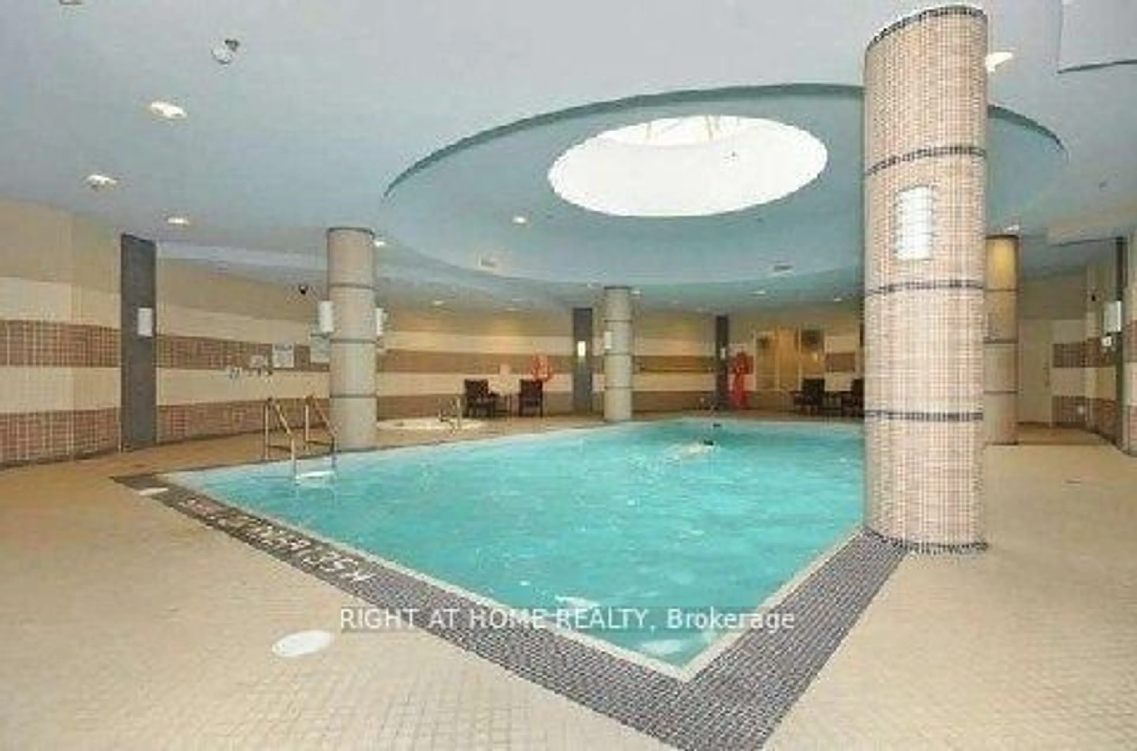Pool for 1060 Sheppard Ave #519, Toronto Ontario M3J 0G7