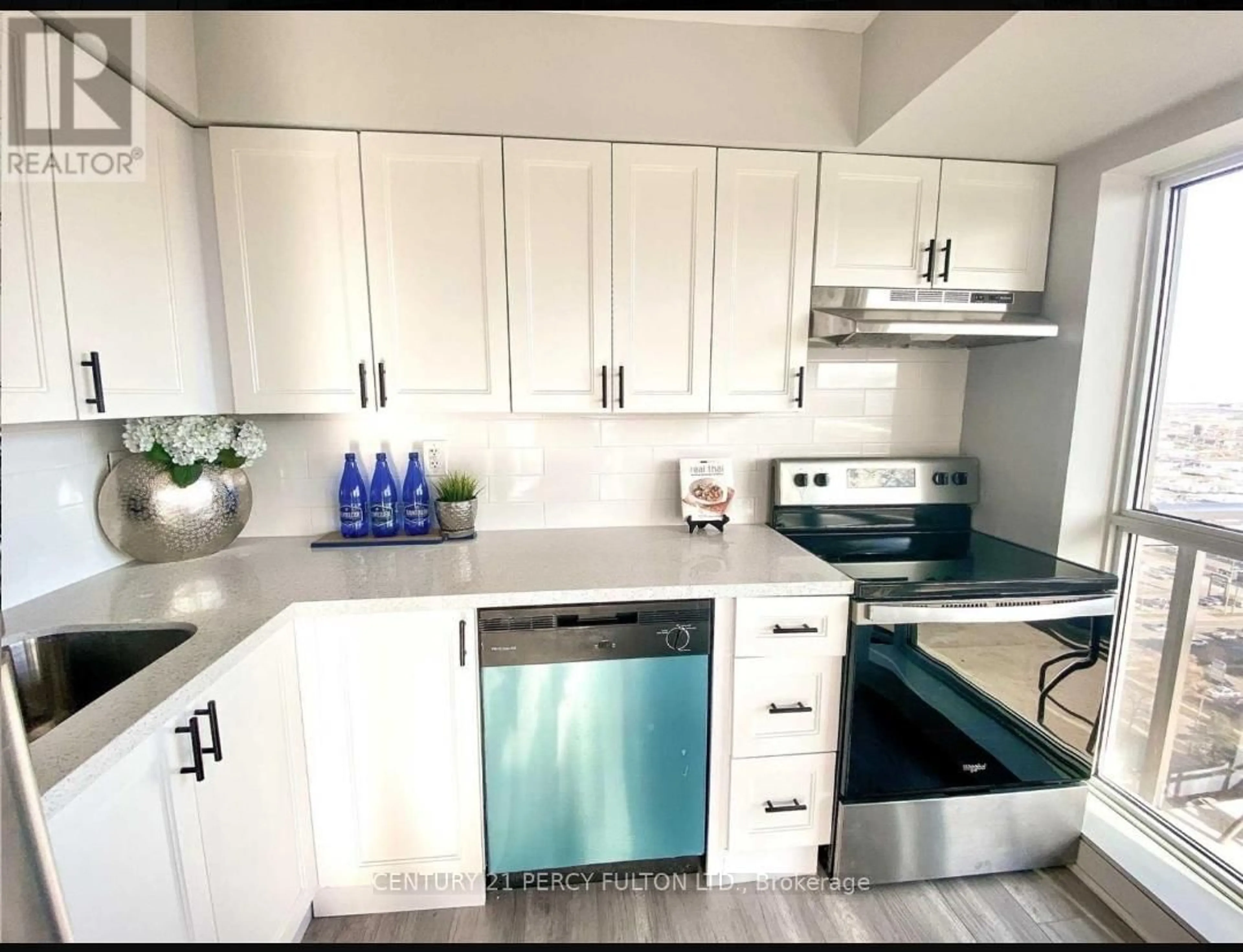 Unknown for 215 Queen St #2003, Brampton Ontario L6Y 1M6