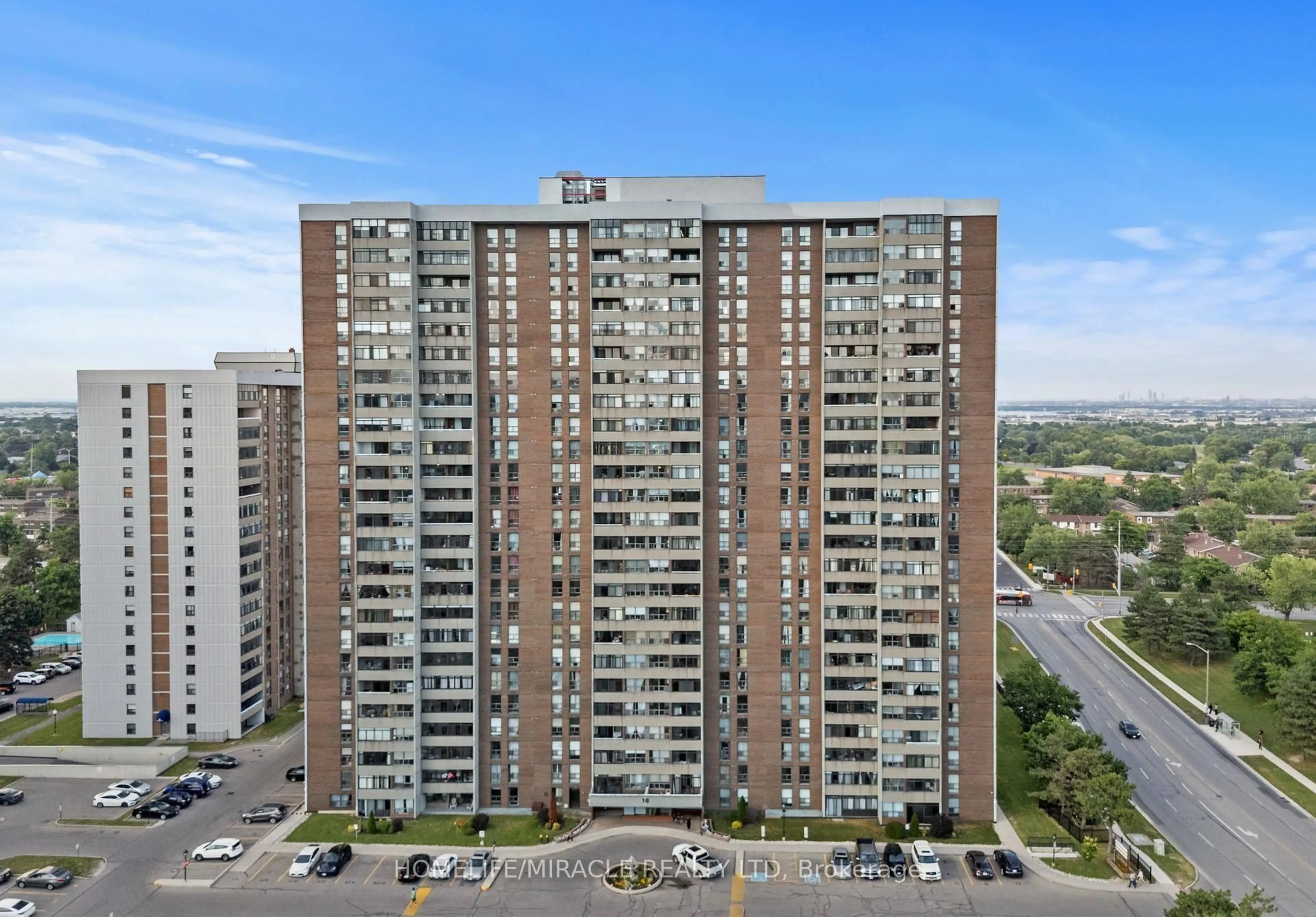 A pic from outside/outdoor area/front of a property/back of a property/a pic from drone, city buildings view from balcony for 18 Knightsbridge Rd #2605, Brampton Ontario L6T 3X5