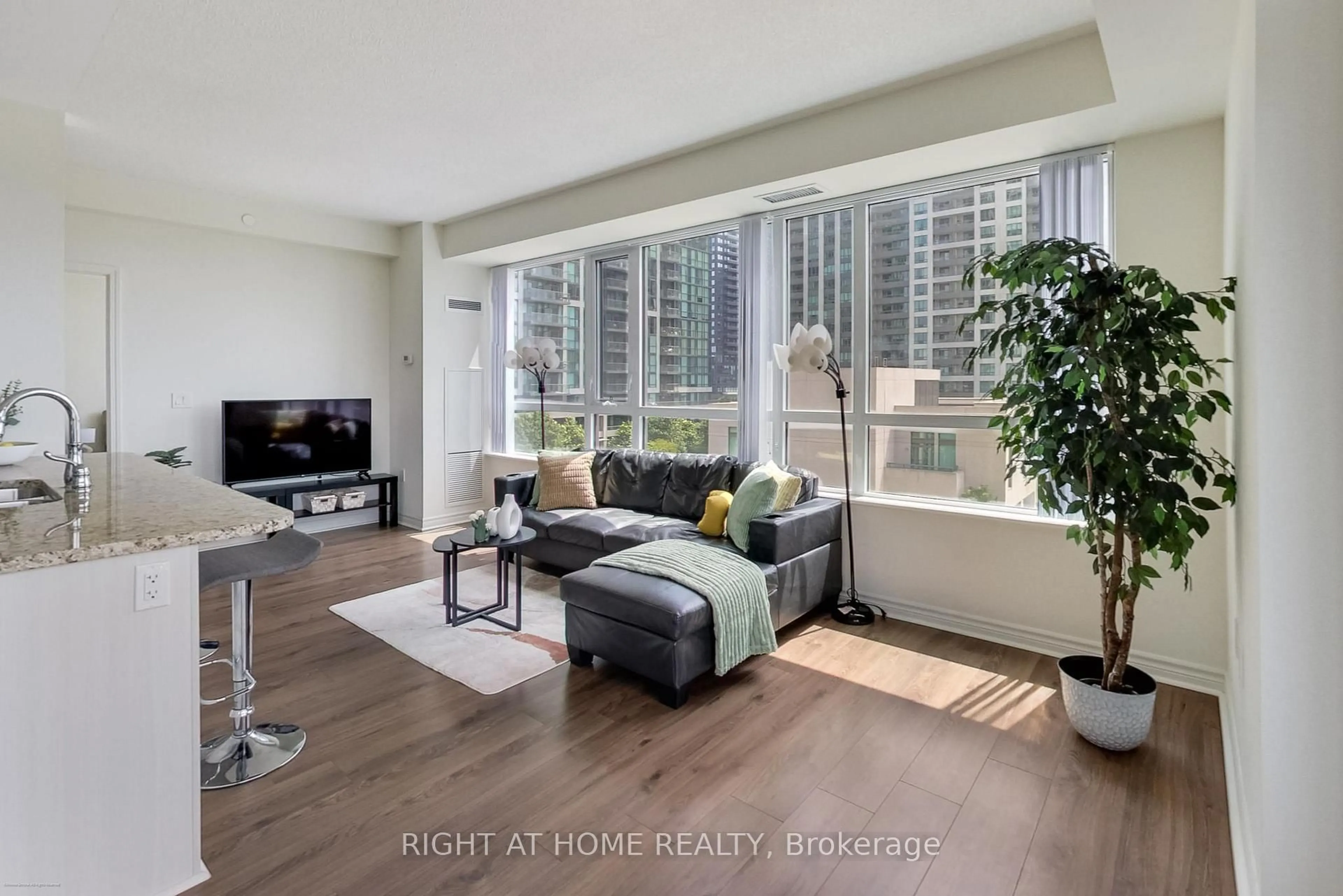 Living room with furniture, unknown for 349 Rathburn Rd #515, Mississauga Ontario L5B 0G9