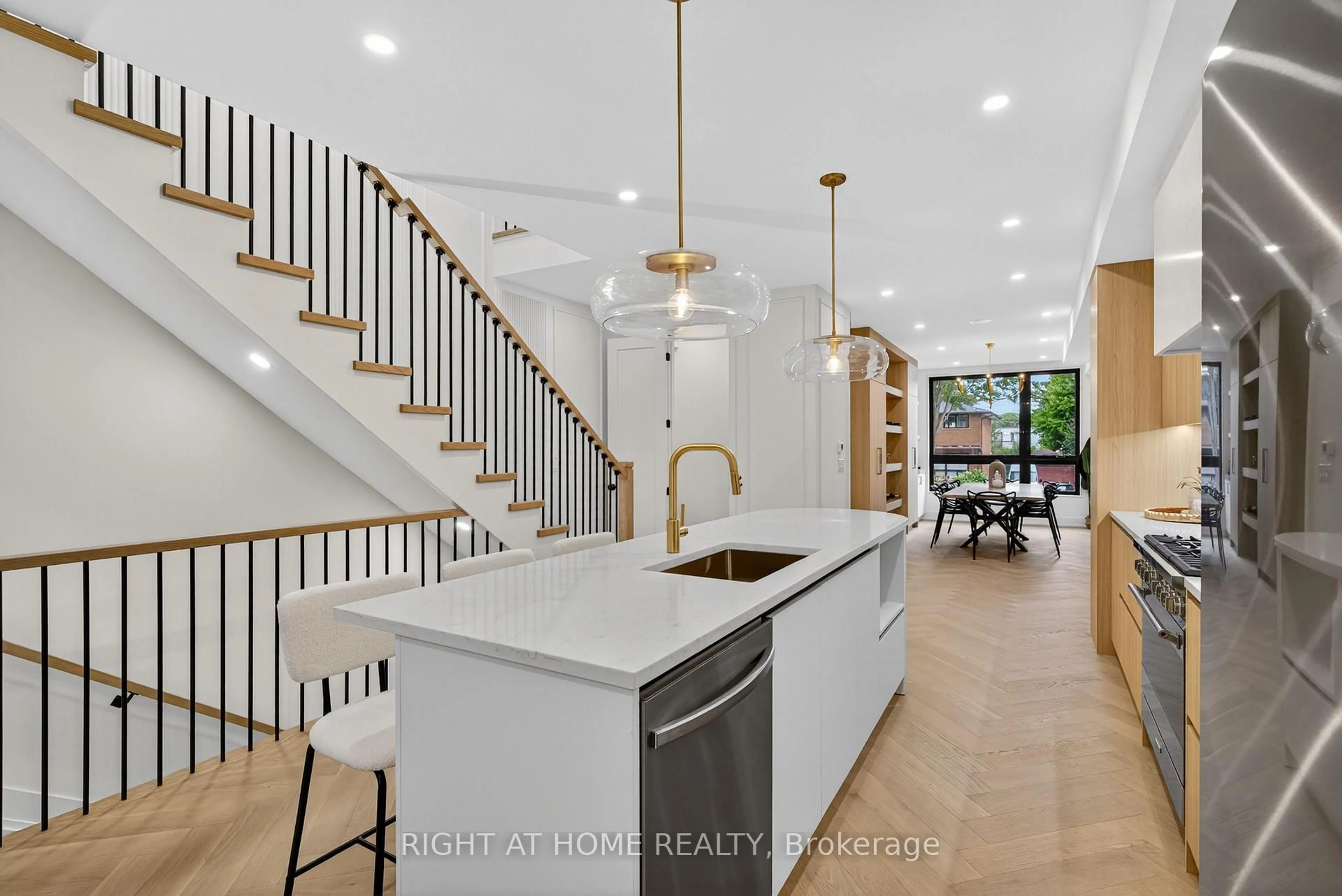 Open concept kitchen, ceramic/tile floor for 15A ROSEMEADE Ave, Toronto Ontario M8Y 3A2