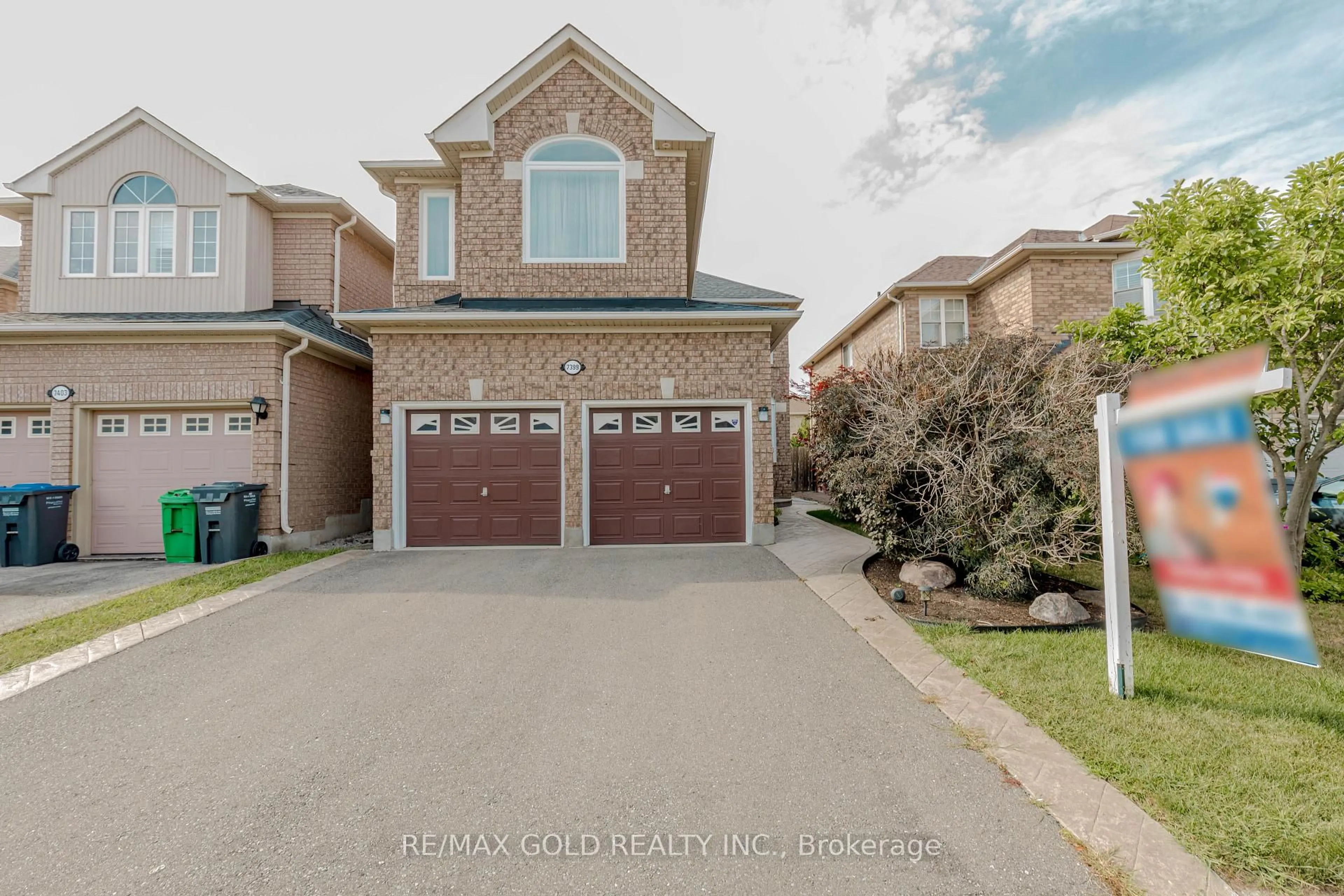 Unknown for 7399 Terragar Blvd, Mississauga Ontario L5N 8G7