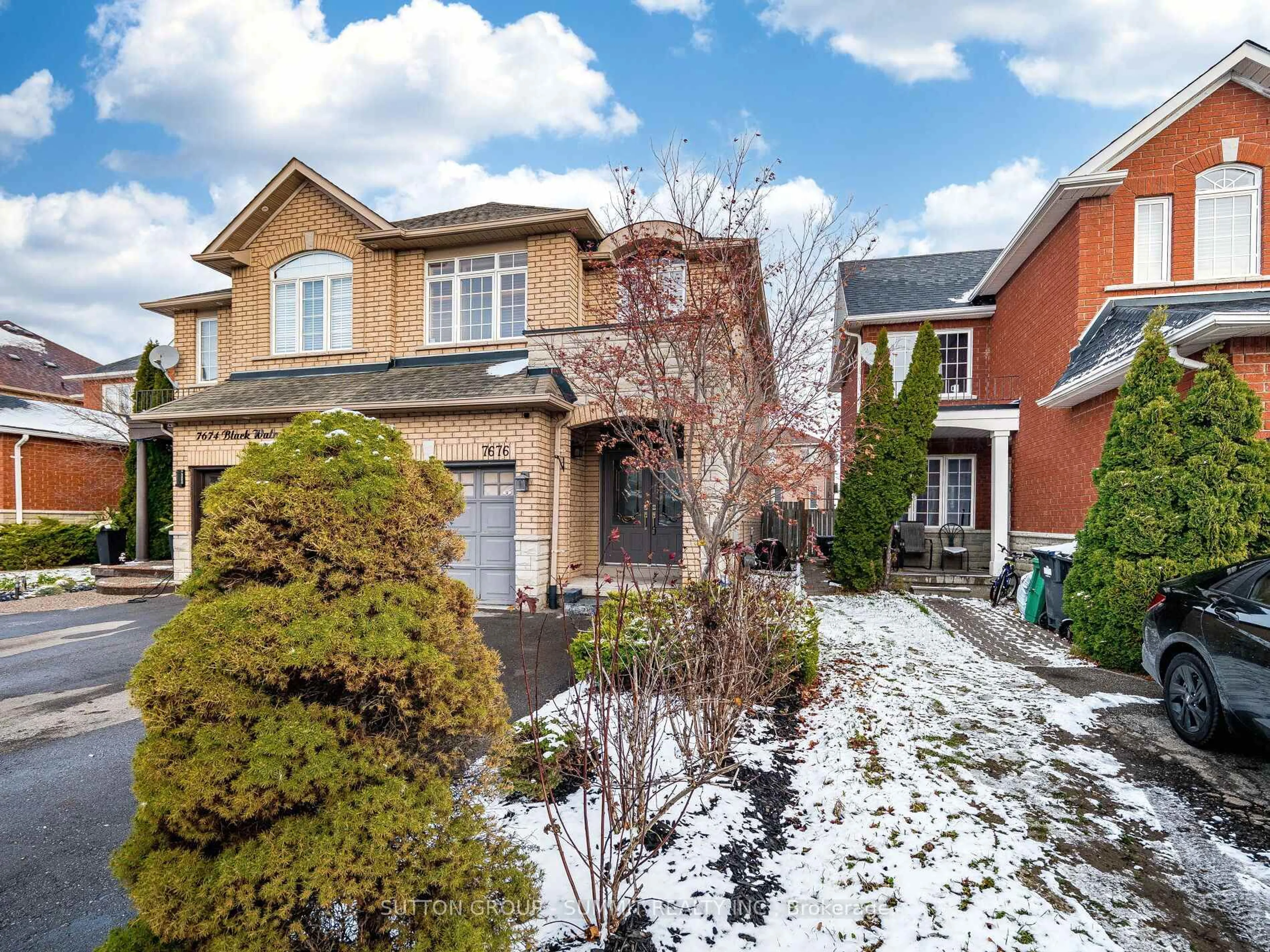 Home with brick exterior material, street for 7676 BLACK WALNUT Tr, Mississauga Ontario L5N 8A6