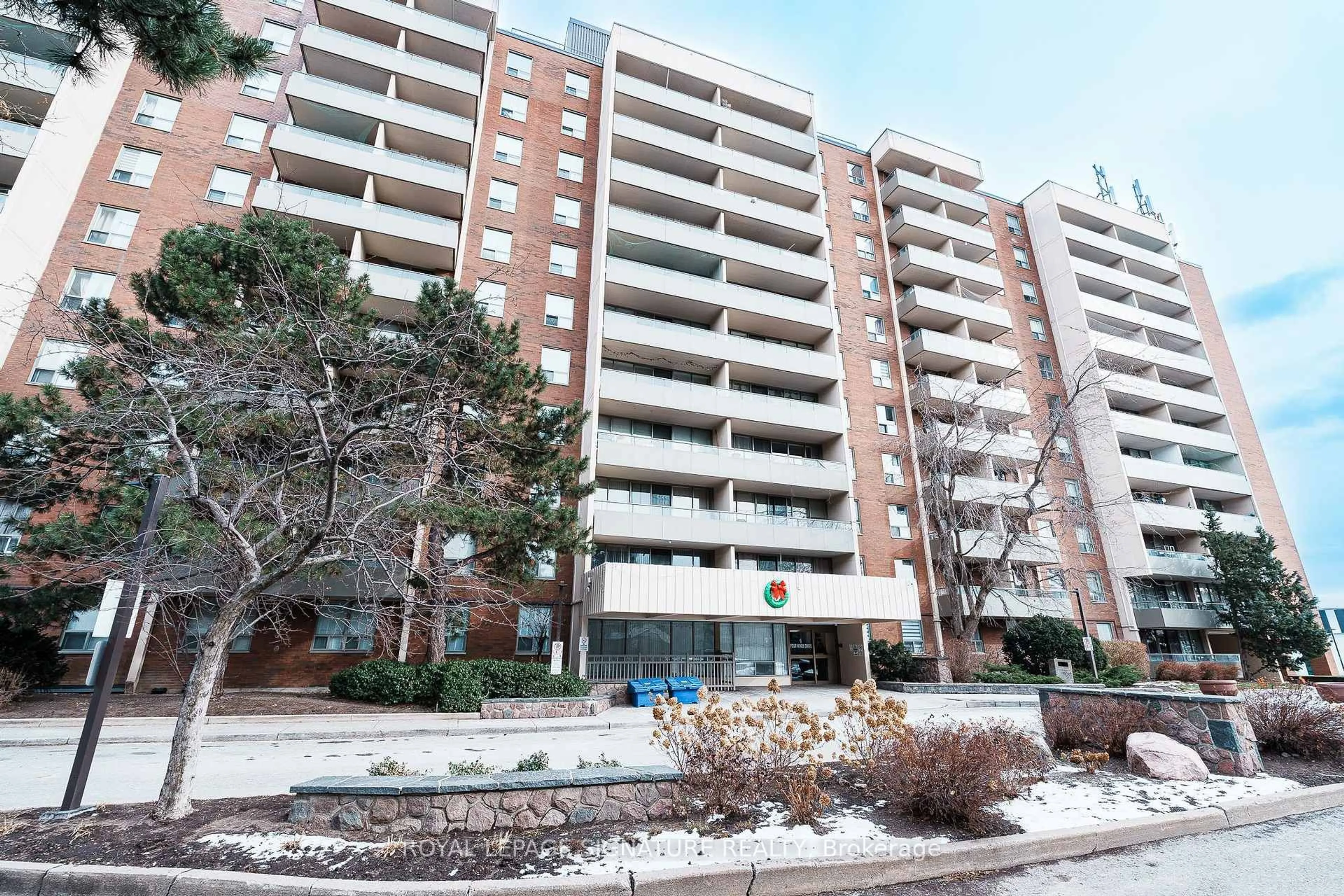 Unknown for 1 Four Winds Dr #611, Toronto Ontario M3J 2T1