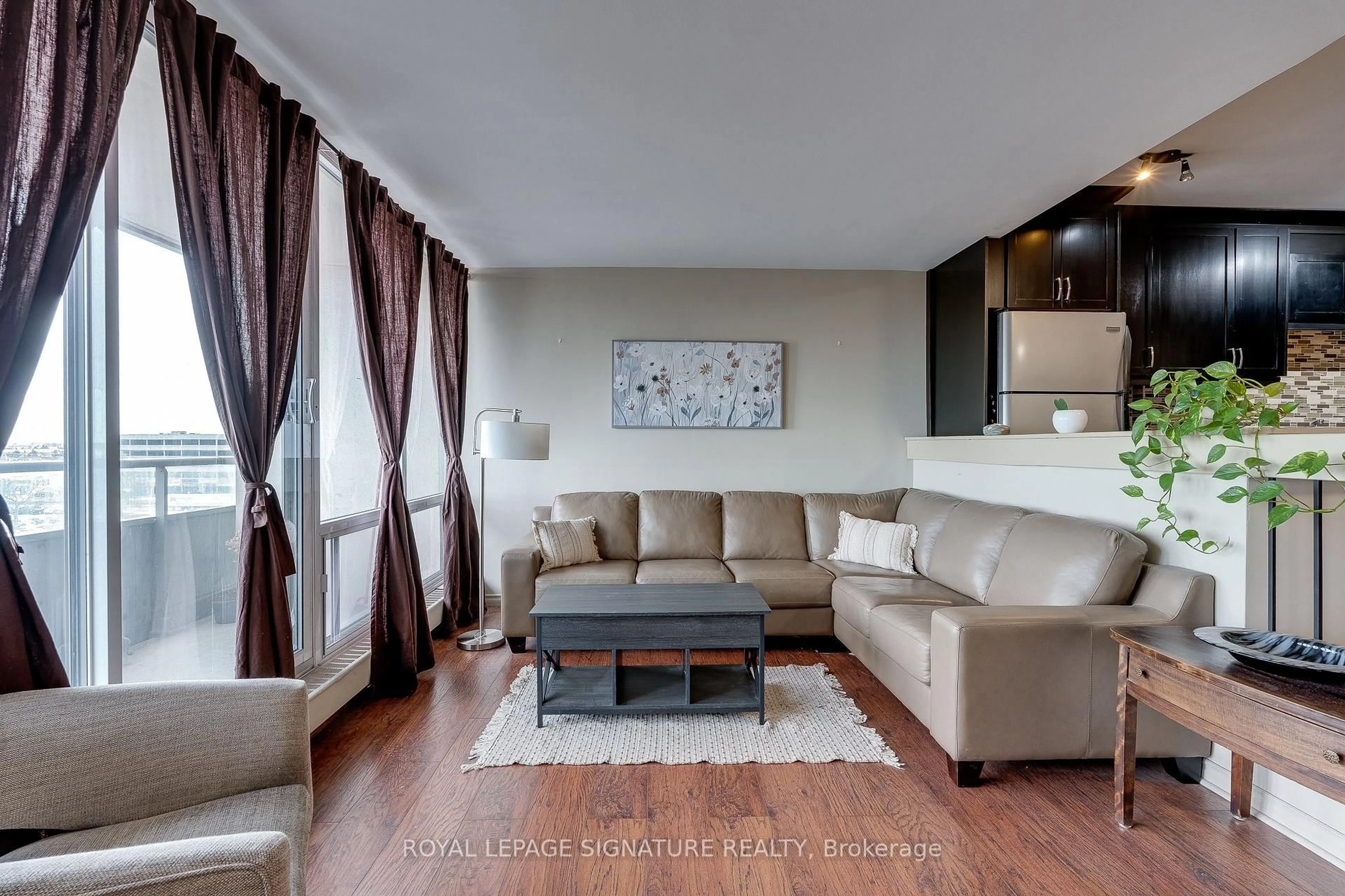 Living room with furniture, unknown for 1 Four Winds Dr #611, Toronto Ontario M3J 2T1